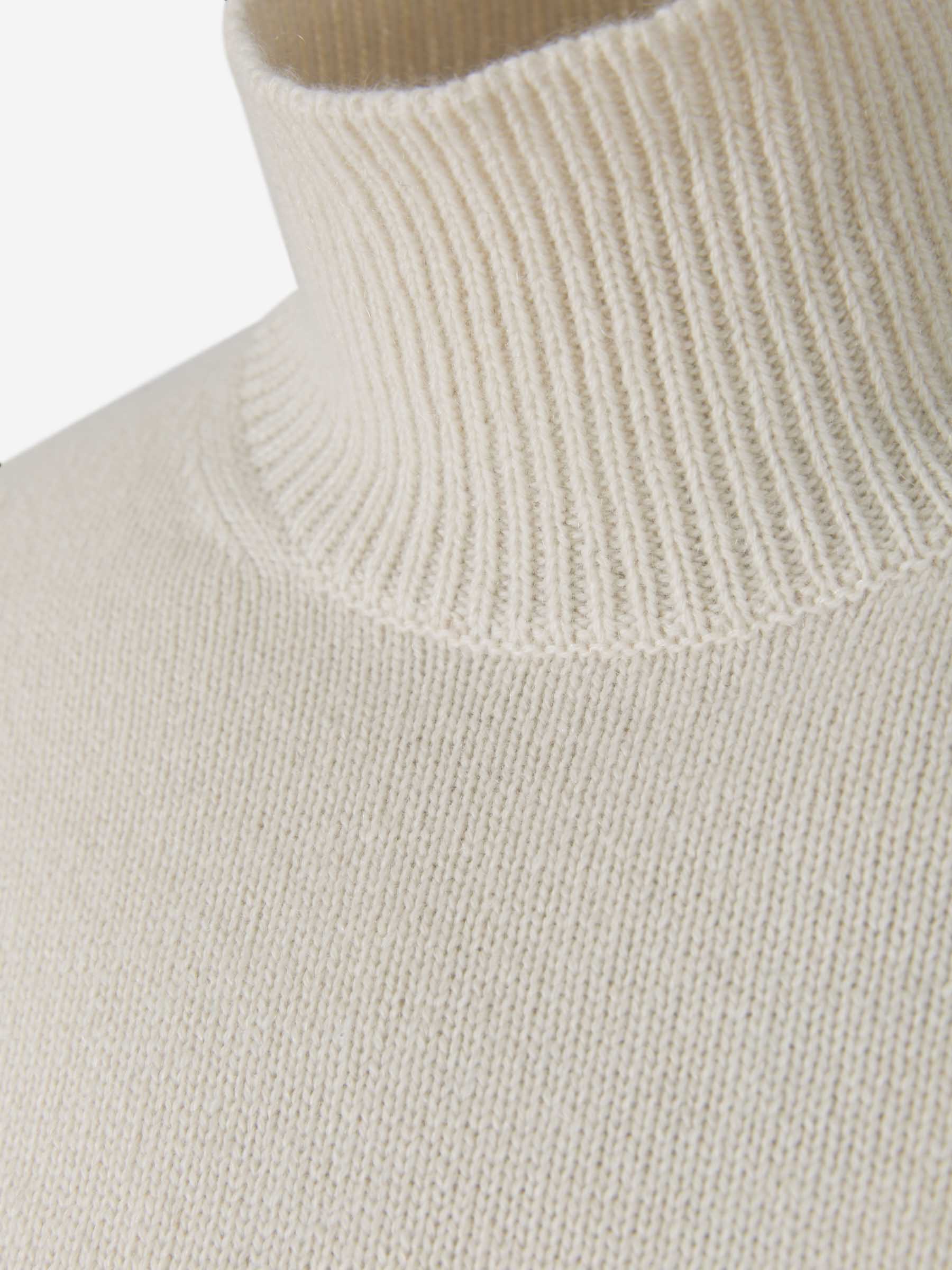 Cashmere Sweater Chloe – Гарантія оригінальності – детальний вид