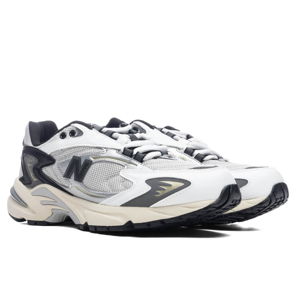 New balance Footwear оригінал | Швидка доставка Україна – вид ззаду