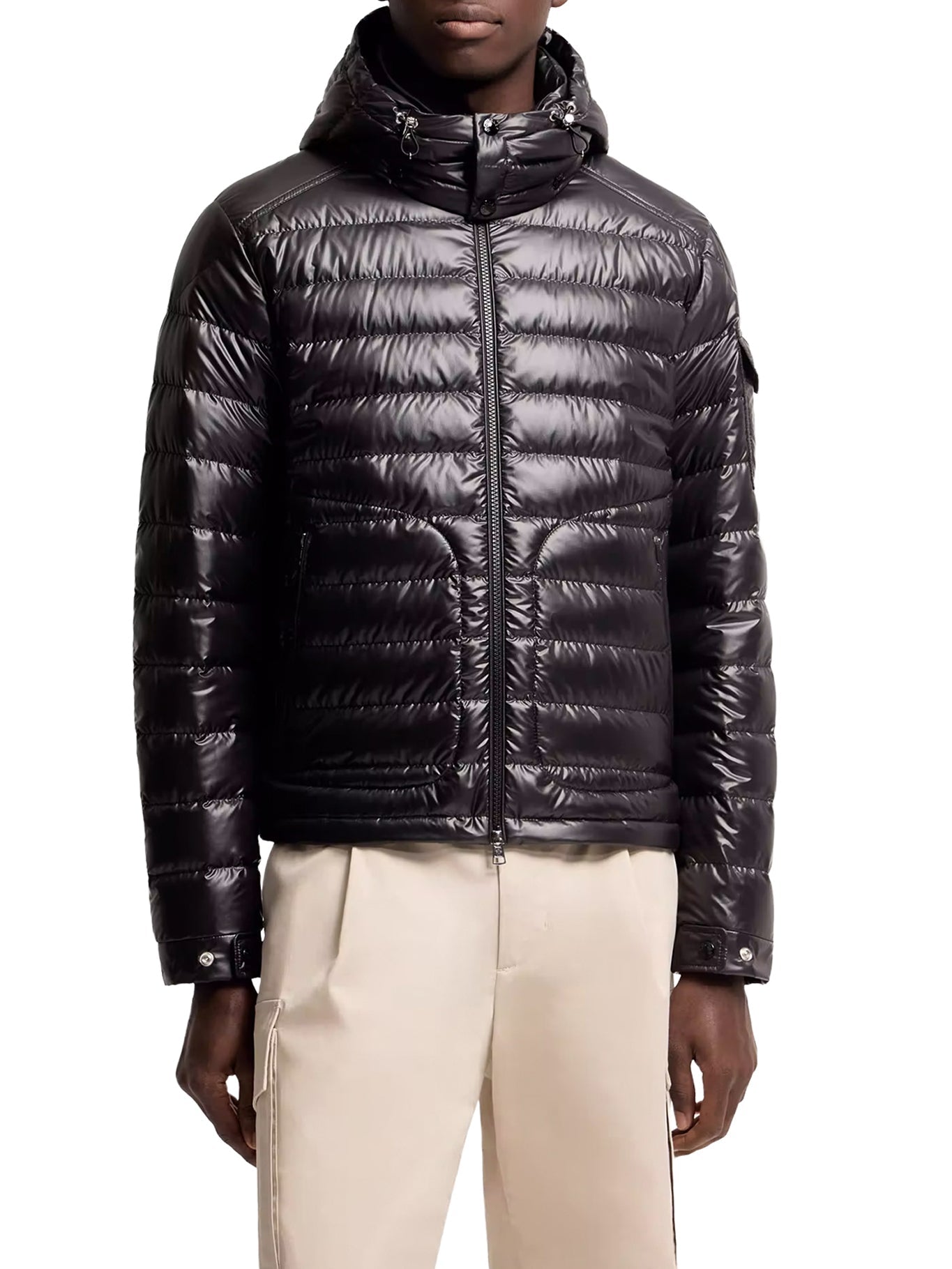 Lauros Short Down Jacket With Hood Moncler – Гарантія оригінальності – детальний вид