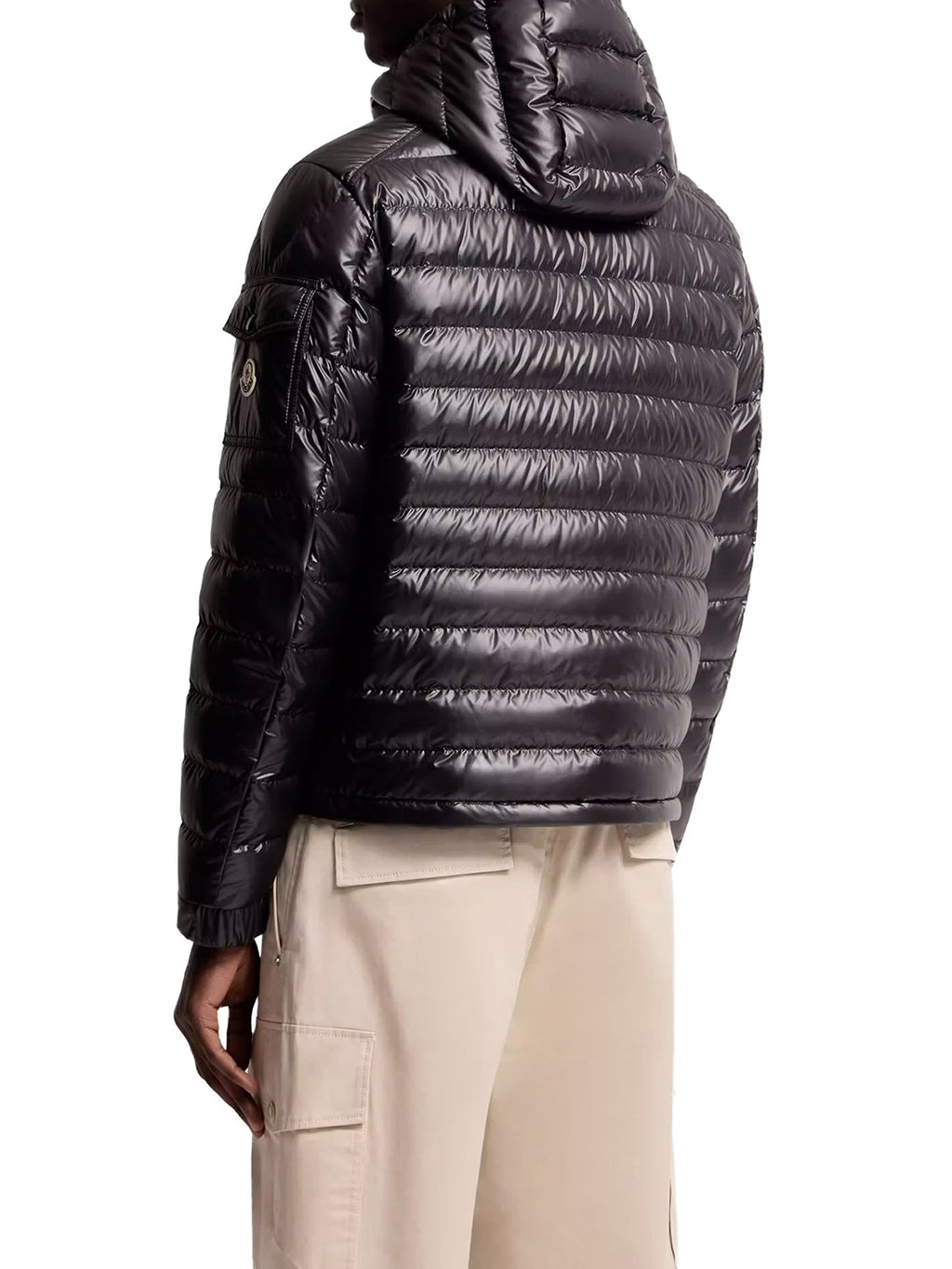 Lauros Short Down Jacket With Hood Moncler – Гарантія оригінальності – збільшений вид