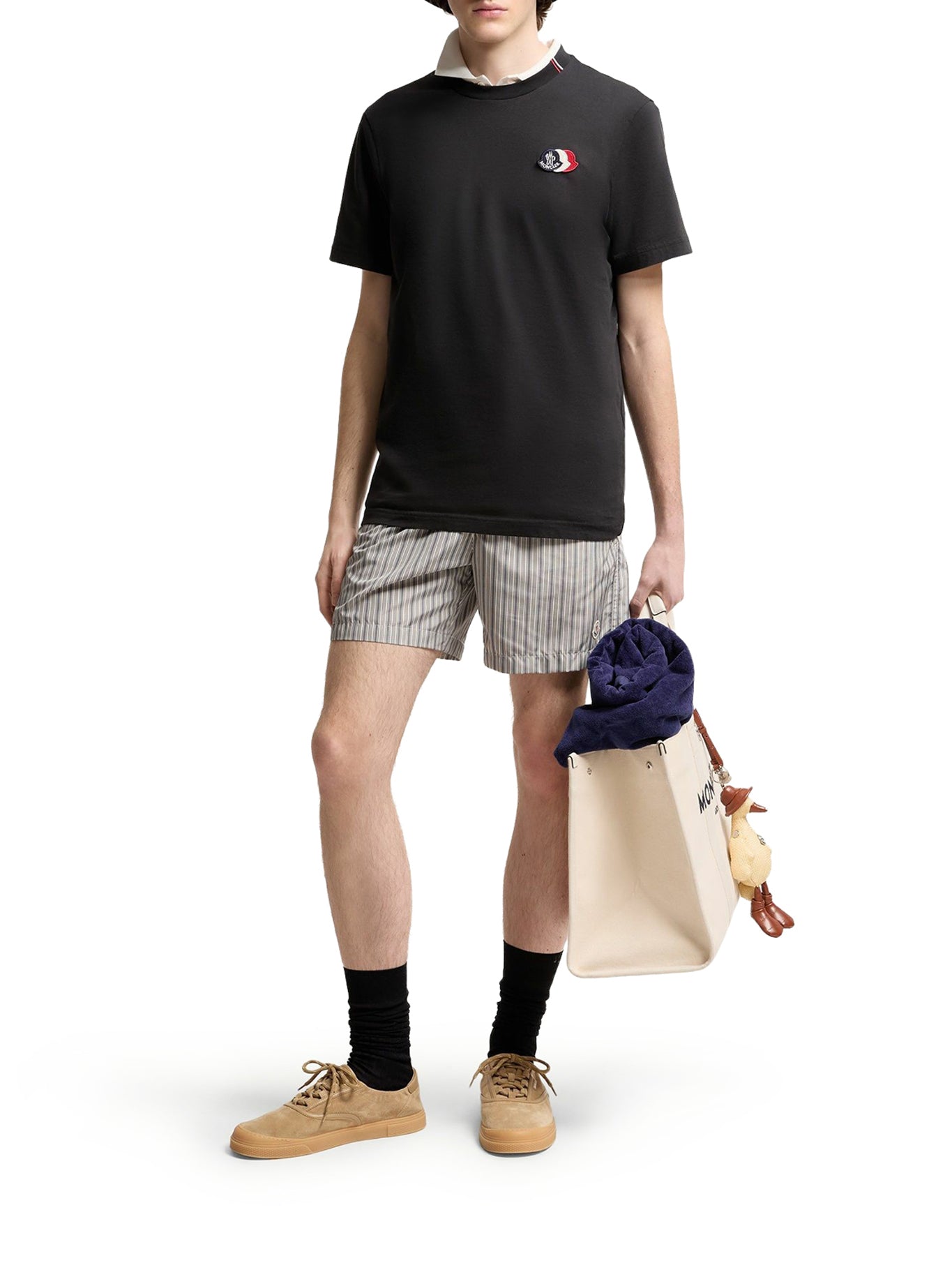 Black Cotton T-Shirt With Embroidered Tricolor Logo Moncler – Гарантія оригінальності – вид ззаду