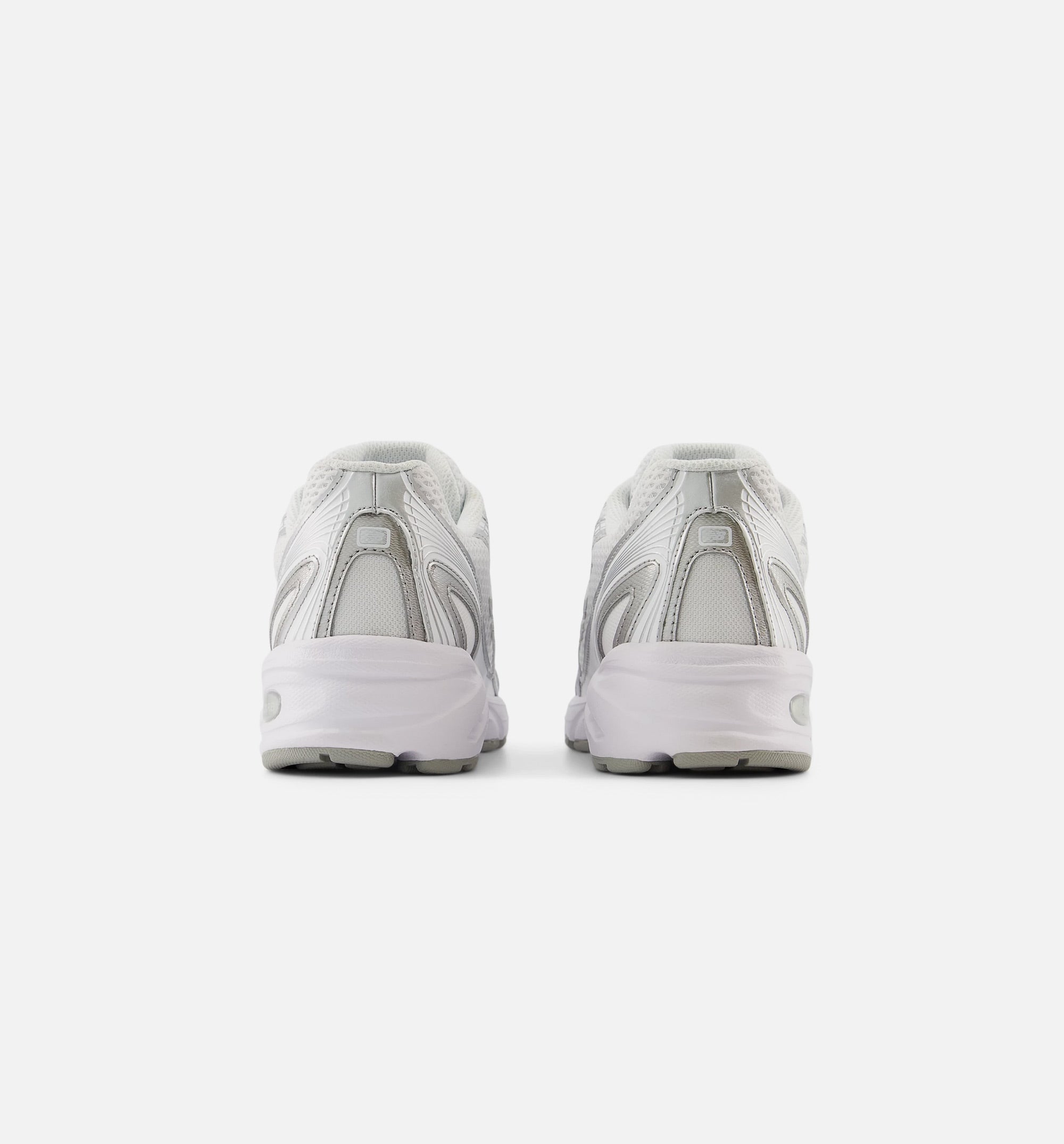 740 White Silver Mens Lifestyle Shoe New balance оригінал – Купити в Україні – вид ззаду