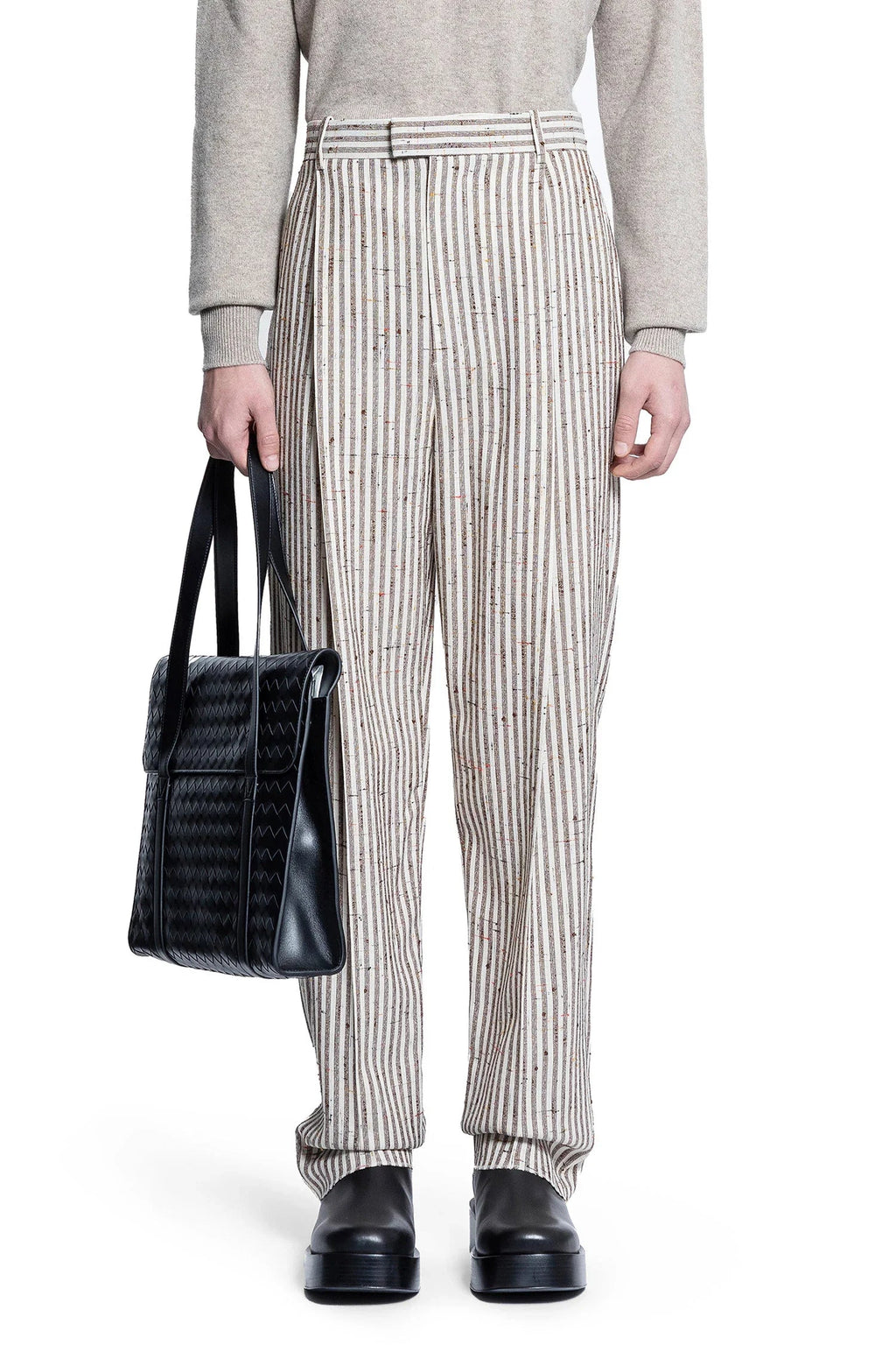 Оригінальна Subtle Stripe Wool Trousers Bottega veneta – боковий вид