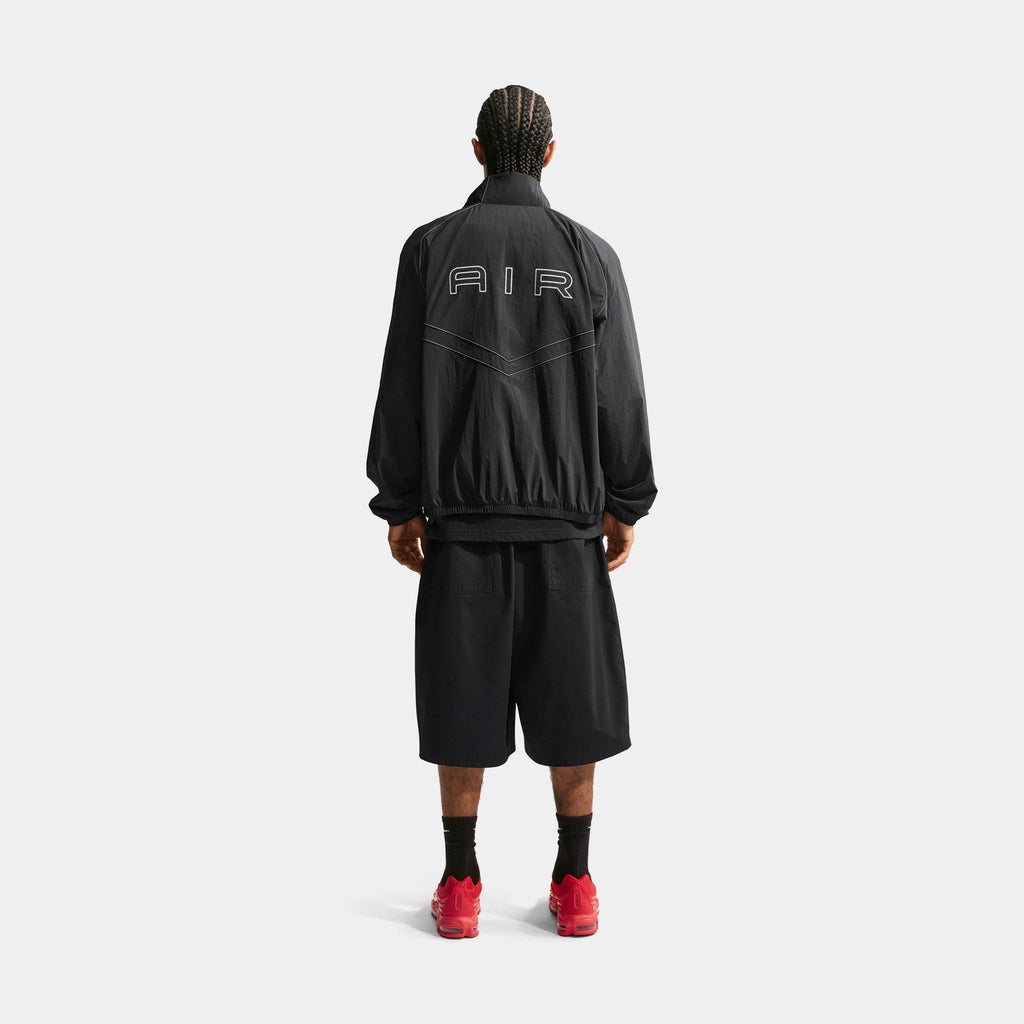 Nike Outerwear оригінал | Швидка доставка Україна – вид ззаду