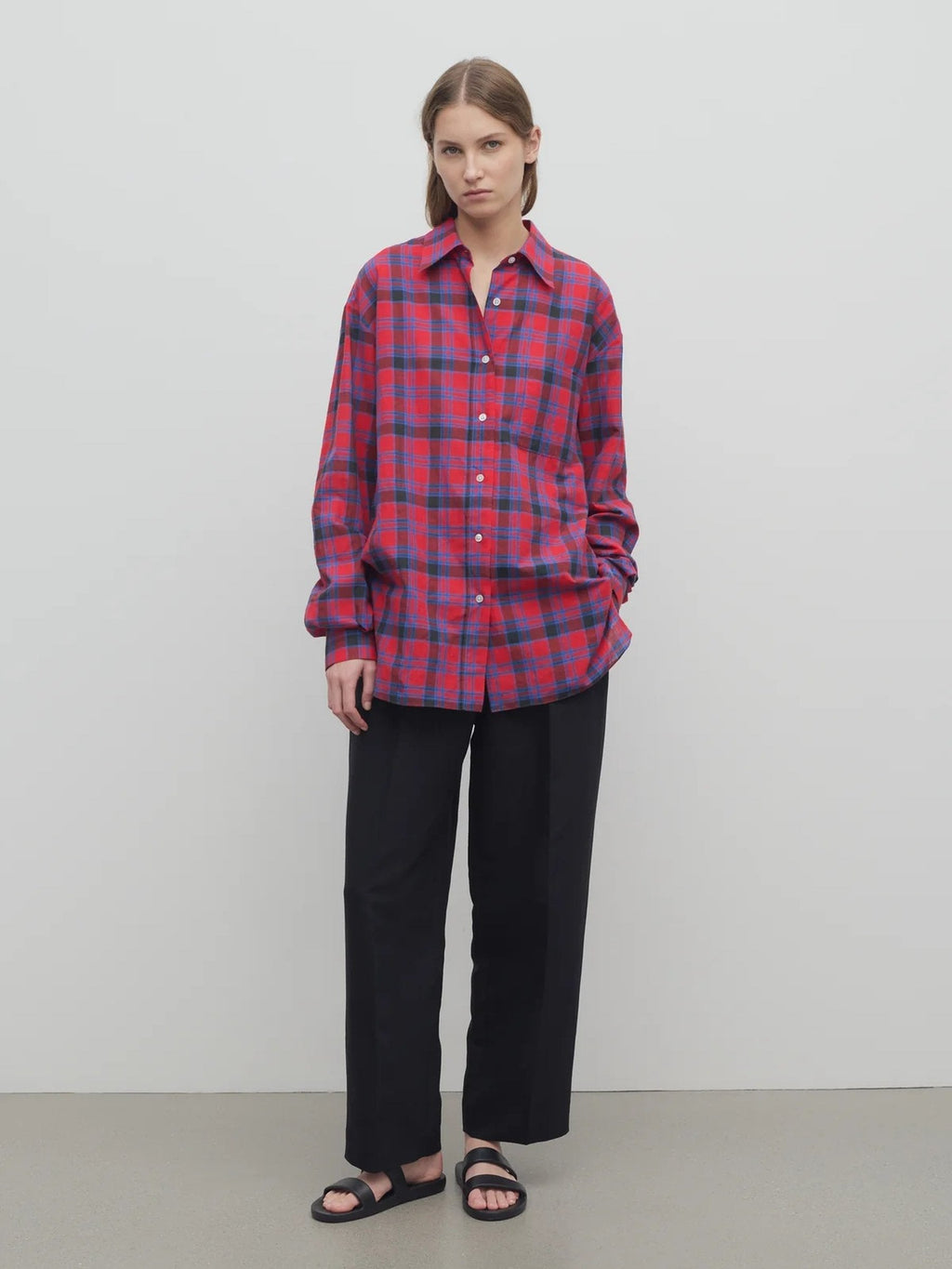 Оригінальна Lilas Wool Pants The row – вид ззаду