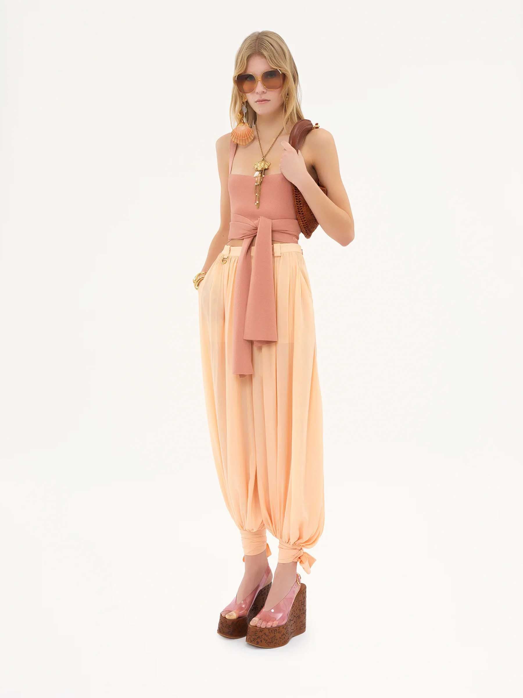 Silk Pleated Pants Chloe оригінал – Купити в Україні – вид ззаду