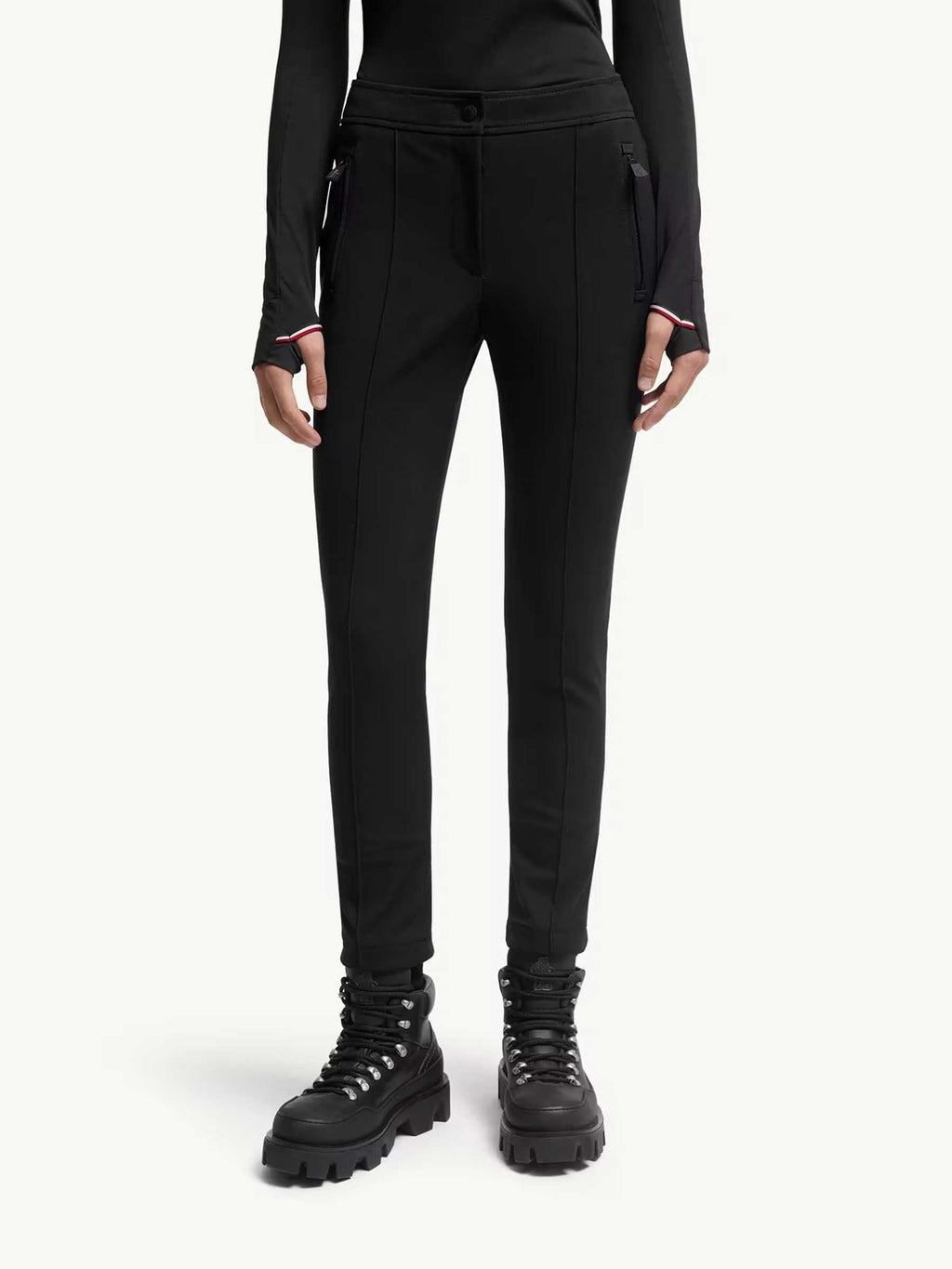 Оригінальна Technical Slim Pants Moncler – детальний вид