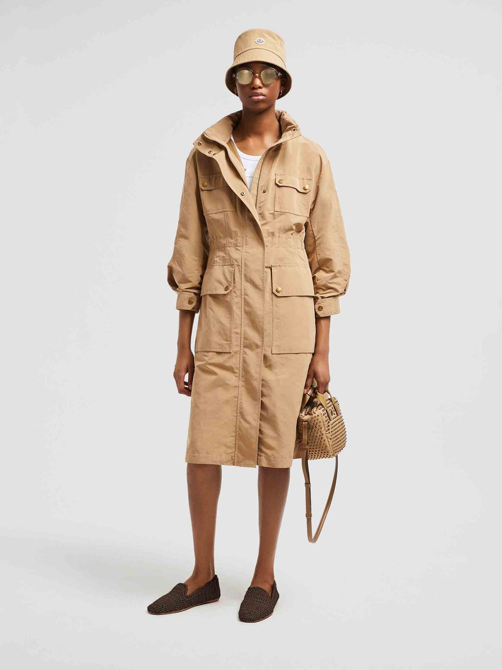 Nantes Technical Parka Moncler оригінал – Купити в Україні – вид ззаду