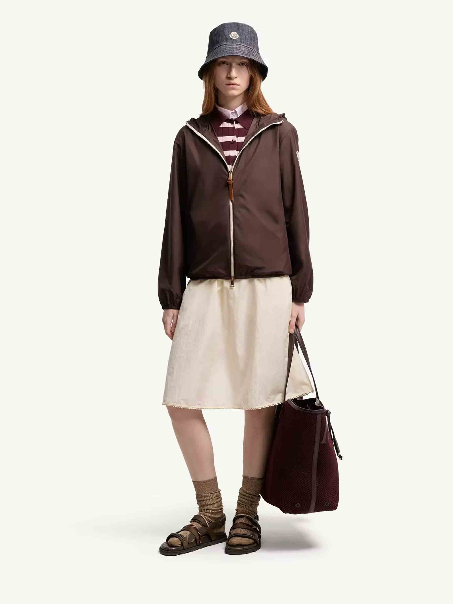 Moncler Outerwear оригінал | Швидка доставка Україна – вид ззаду