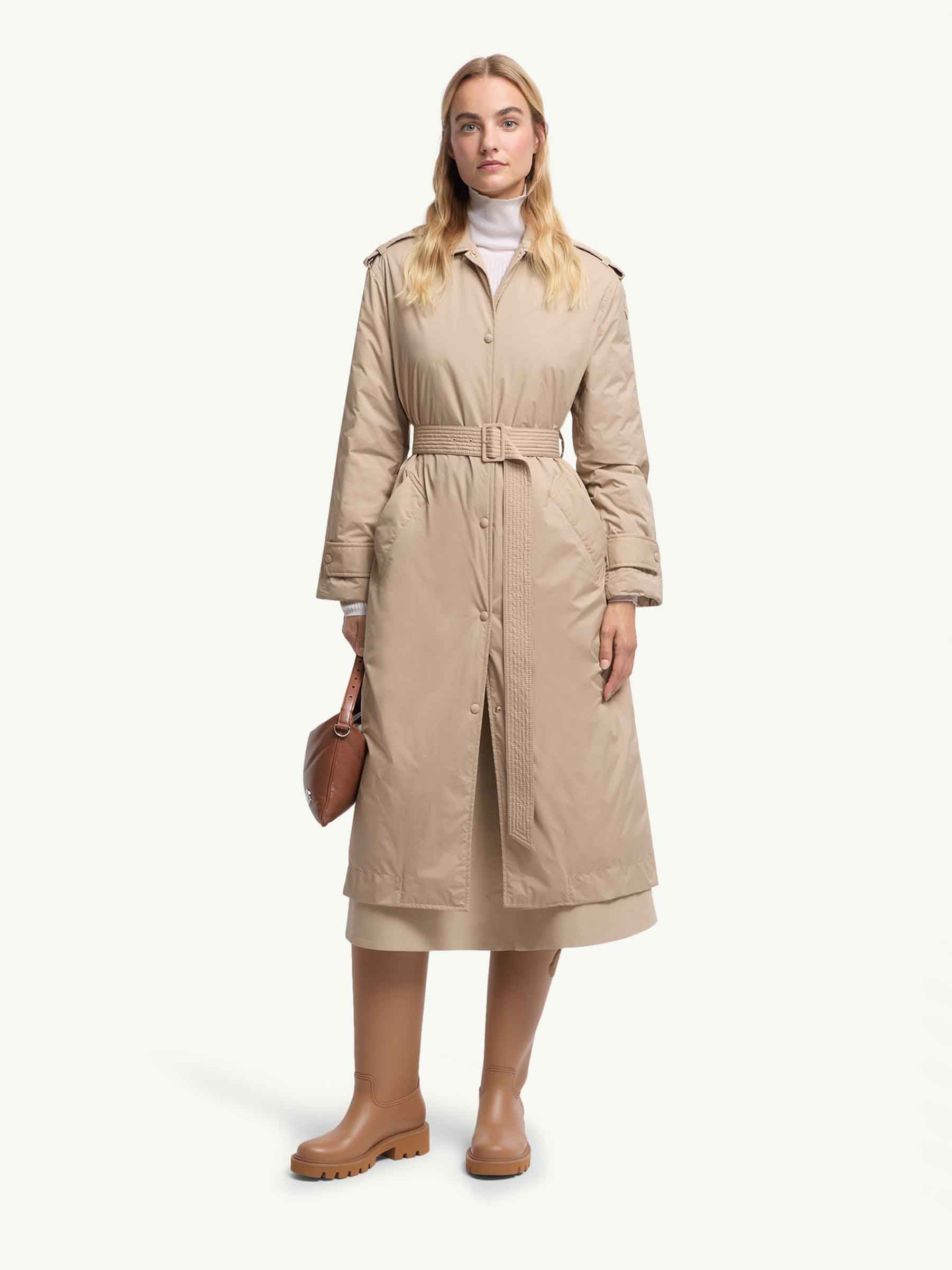 Moncler Outerwear оригінал | Швидка доставка Україна – вид ззаду