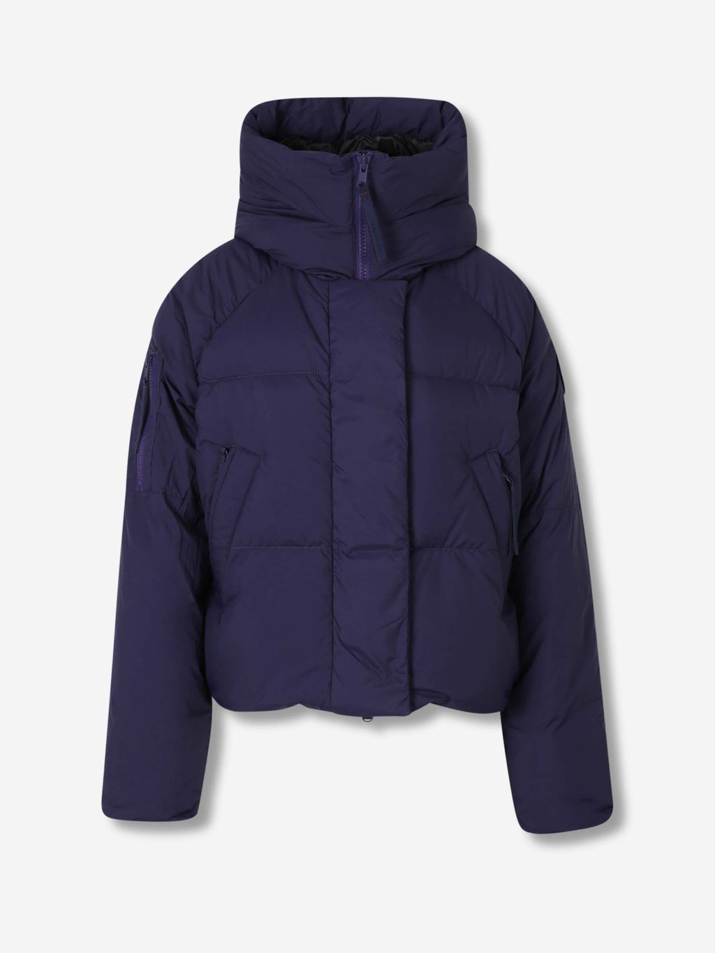 Technical Short Down Jacket Canada goose – Гарантія оригінальності – боковий вид