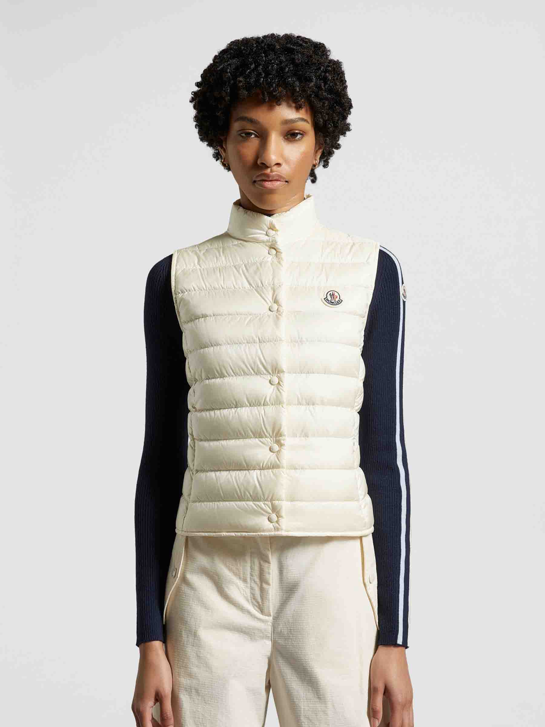 Moncler Outerwear оригінал | Швидка доставка Україна – вид ззаду