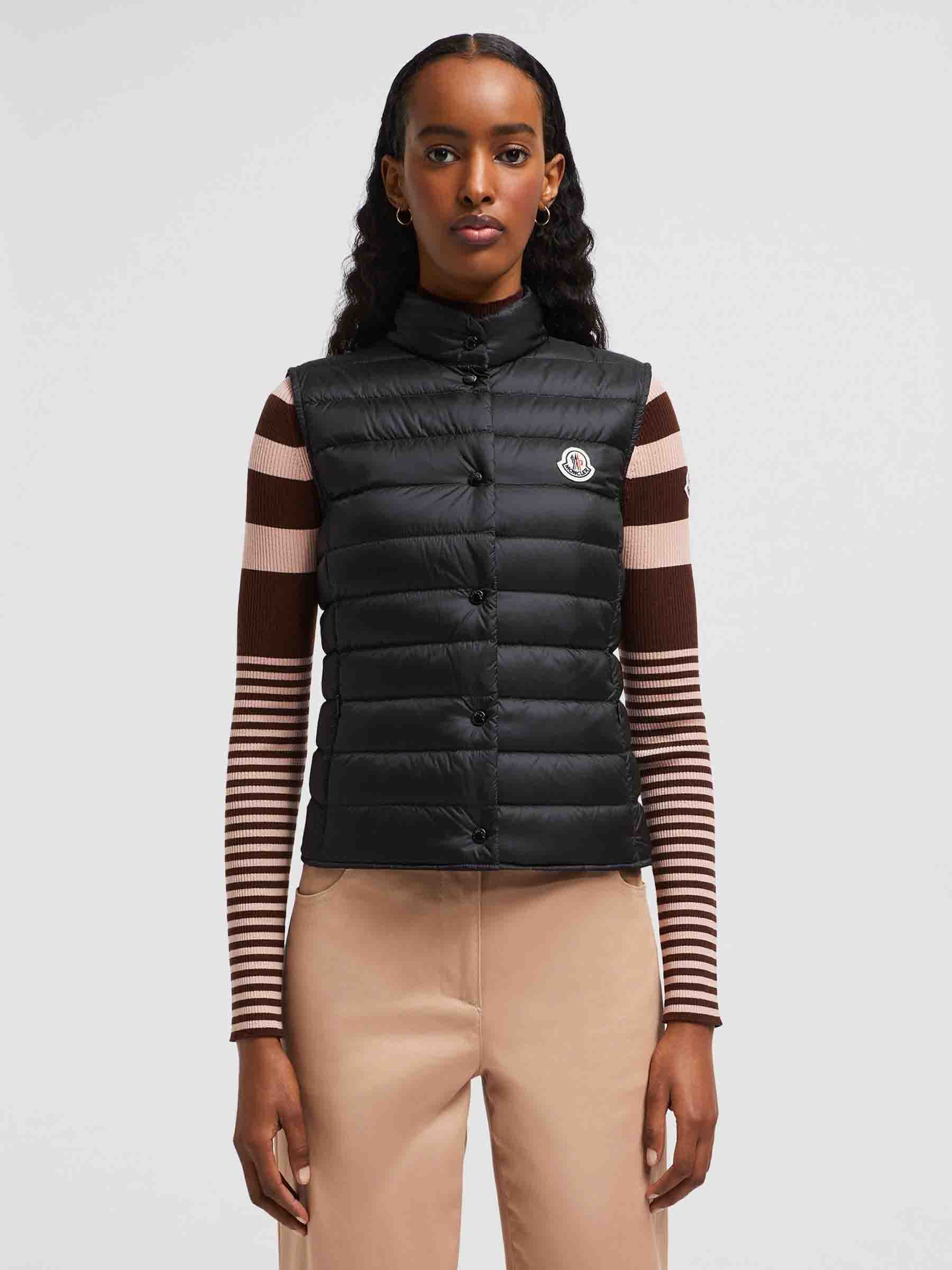 Logo Quilted Vest Moncler – Гарантія оригінальності – вид ззаду