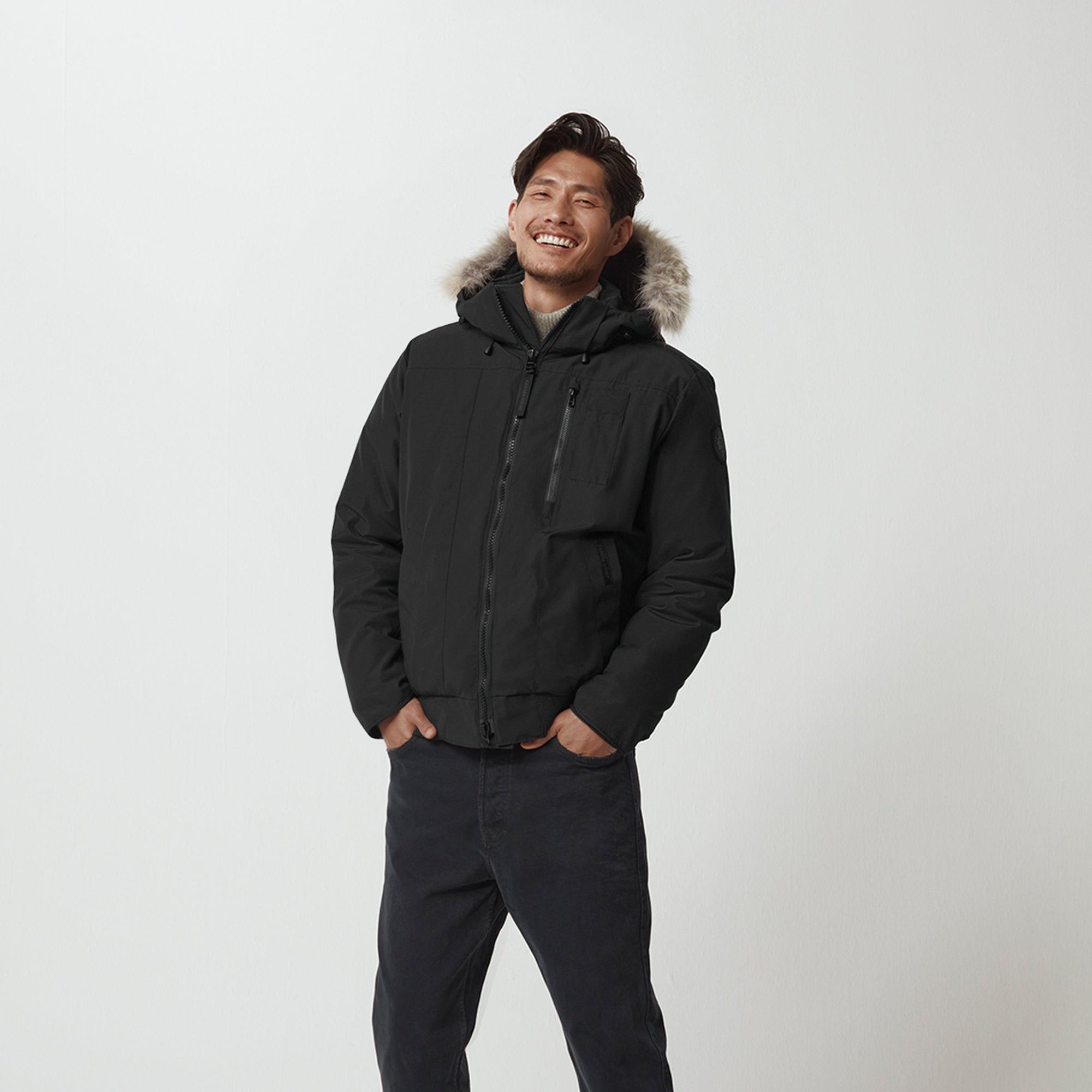 Canada goose Outerwear оригінал | Швидка доставка Україна – вид ззаду