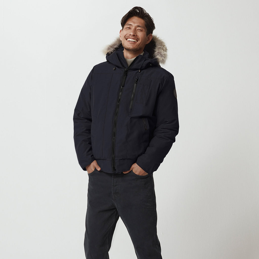 Оригінальна Mens Borden Bomber Black Disc Jacket Navy Canada goose – вид ззаду