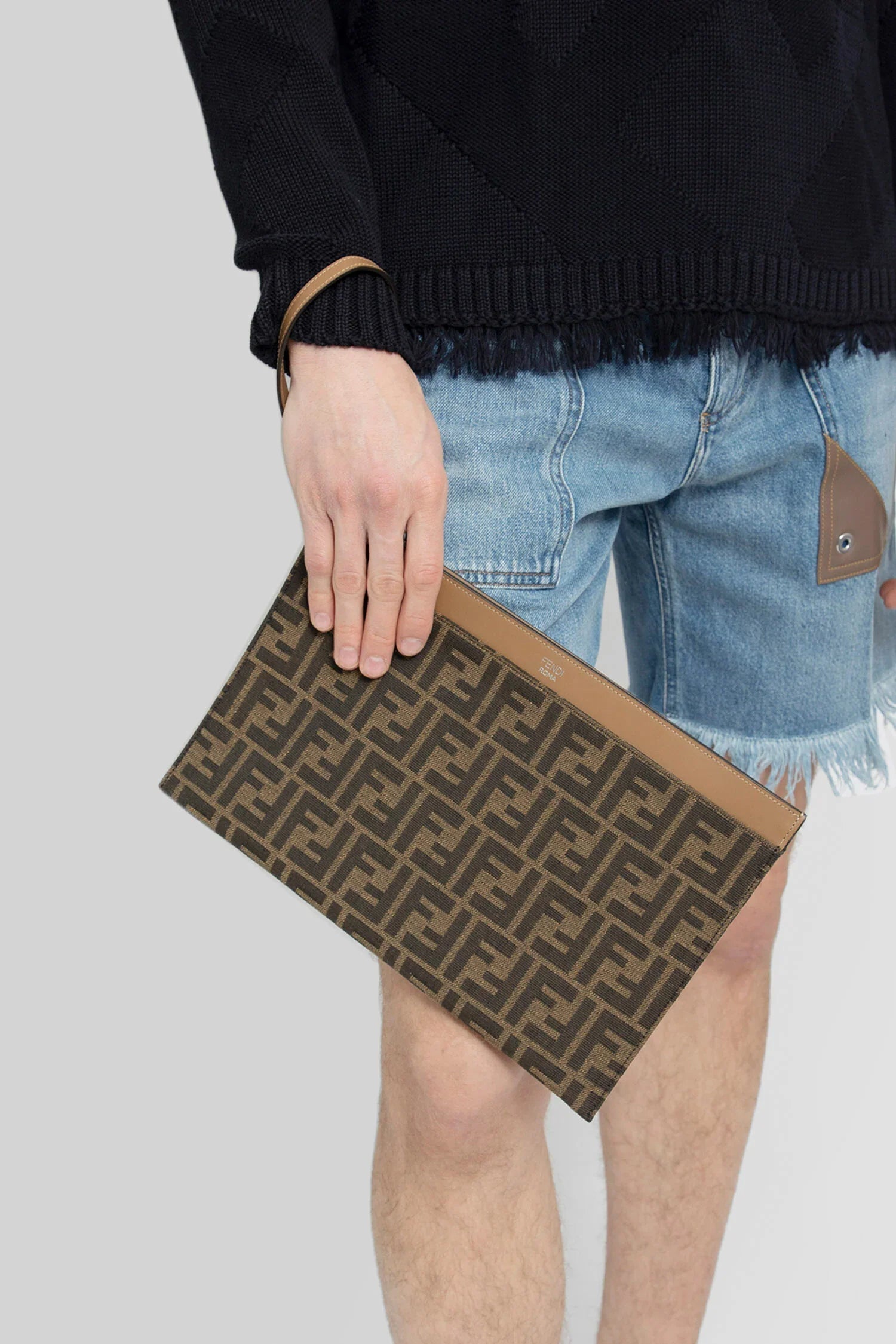 Ff Jacquard Flat Medium Pouch Fendi оригінал – Купити в Україні – збільшений вид