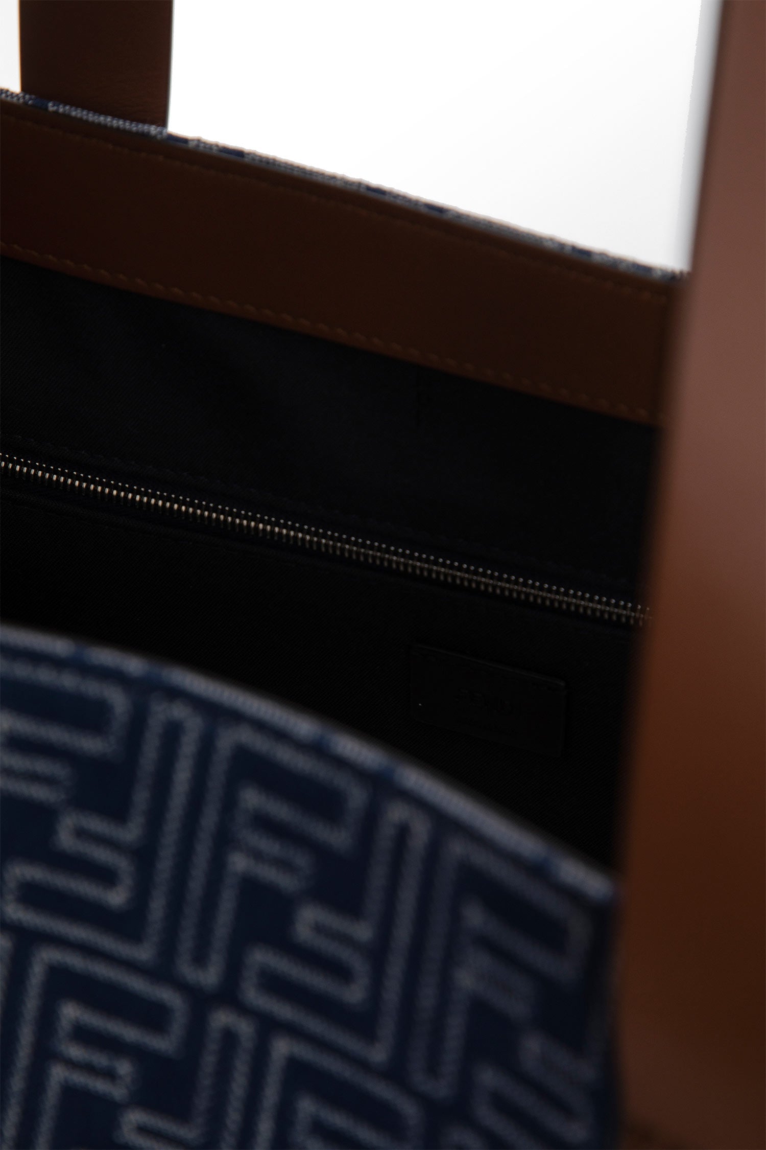 Ff Denim-Effect Shopping Bag Medium Fendi – Гарантія оригінальності – збільшений вид