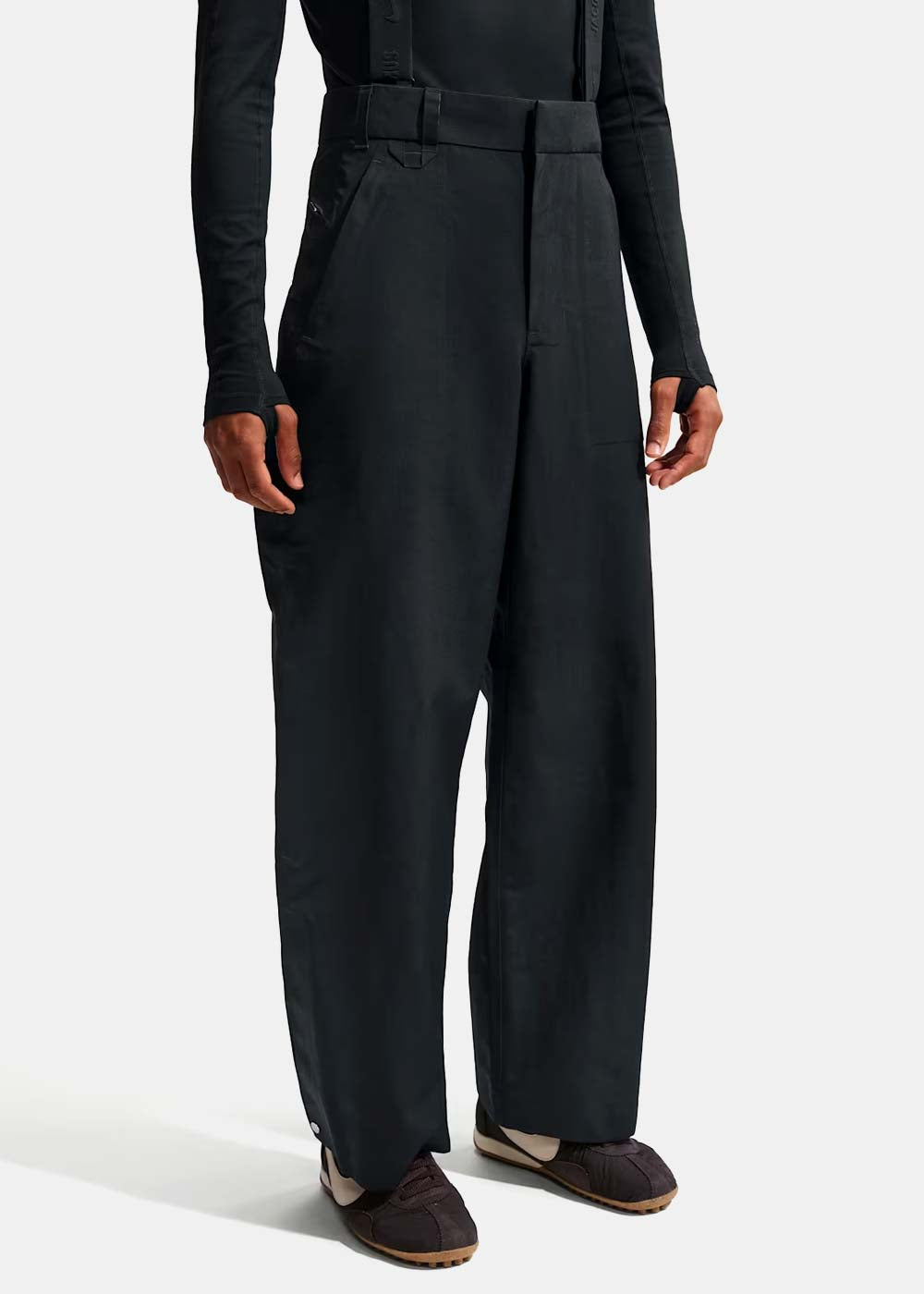 Оригінальна Black Gore-Tex Trousers Nike – вид ззаду