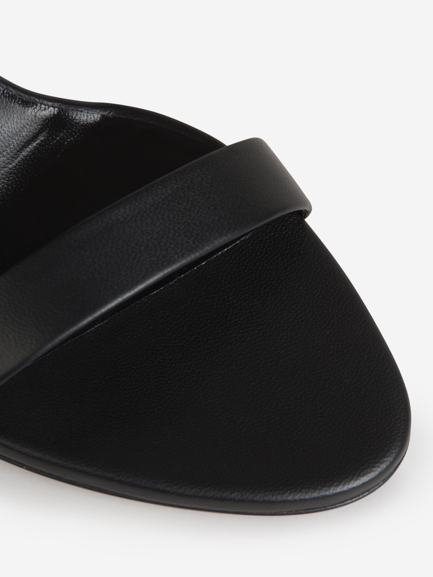 Leather Strappy Sandals The row – Гарантія оригінальності – детальний вид