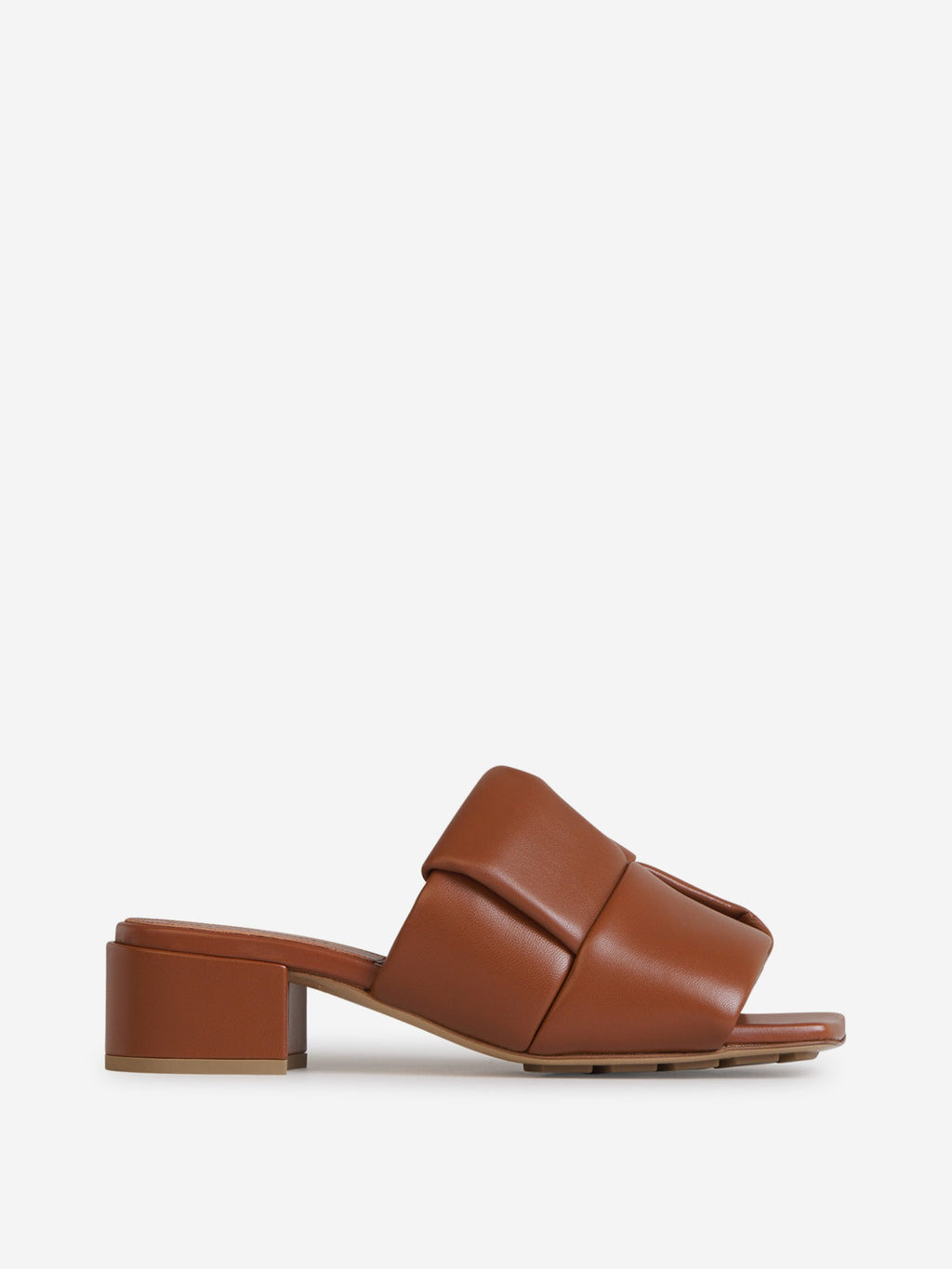 Оригінальна Leather Intrecciata Mules Bottega veneta – боковий вид