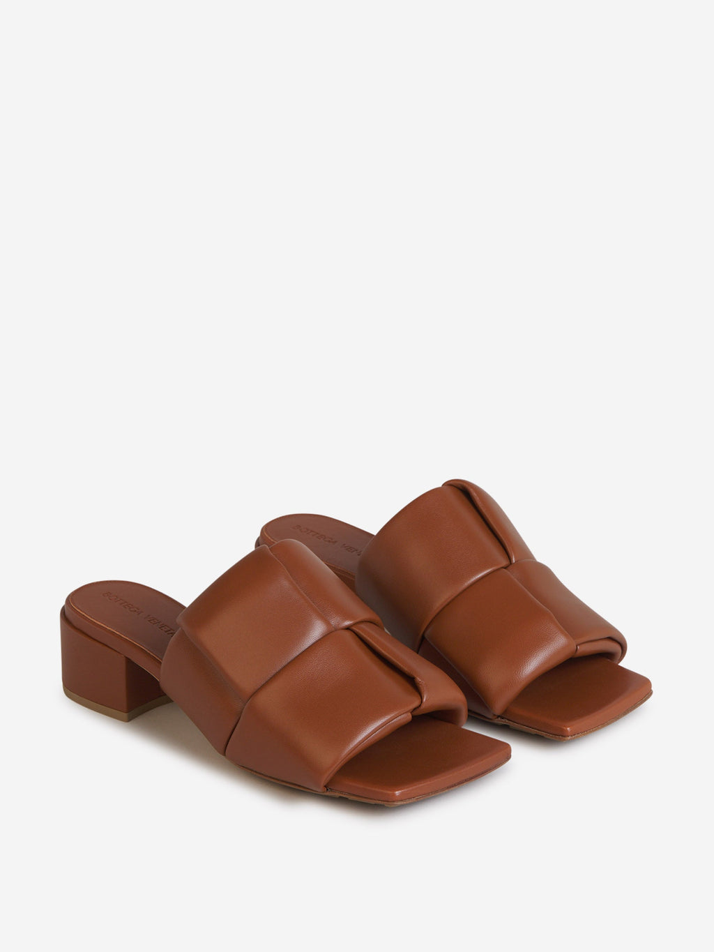 Оригінальна Leather Intrecciata Mules Bottega veneta – вид ззаду