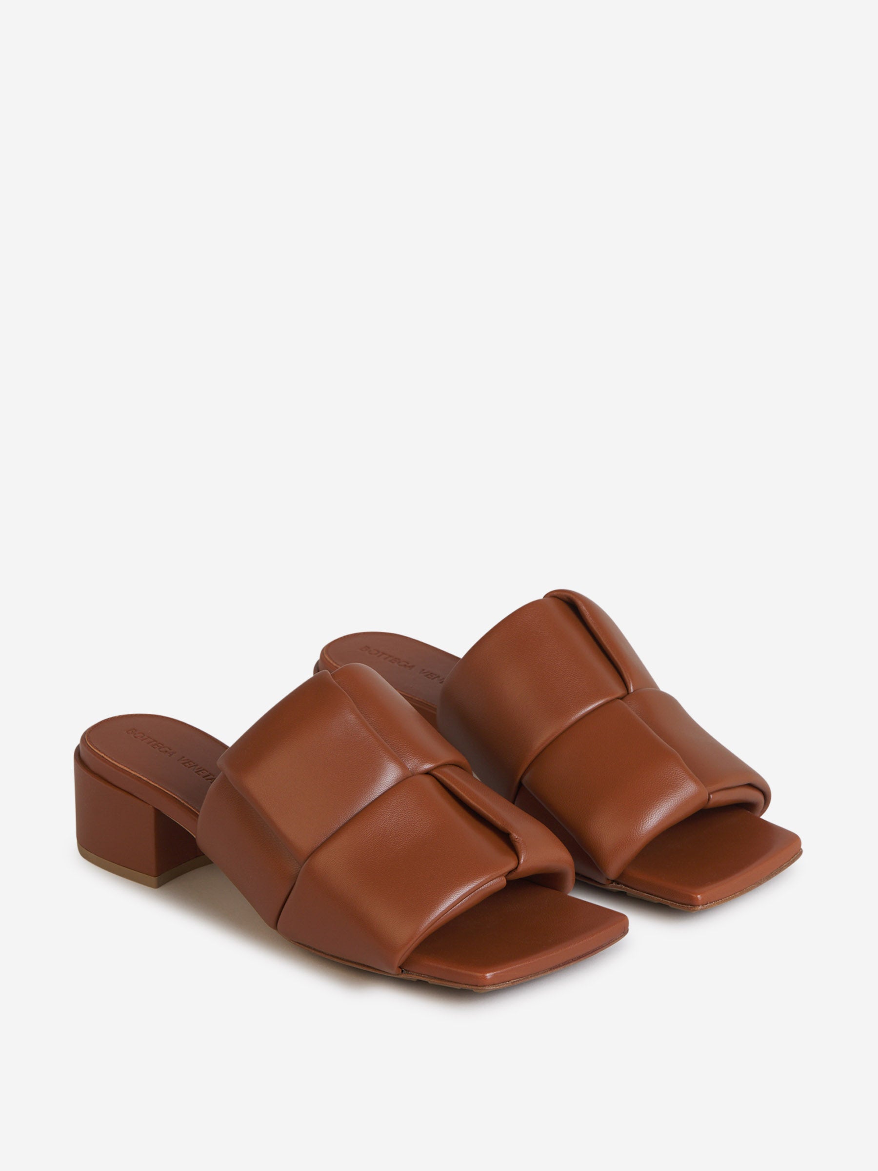 Оригінальна Leather Intrecciata Mules Bottega veneta – вид ззаду