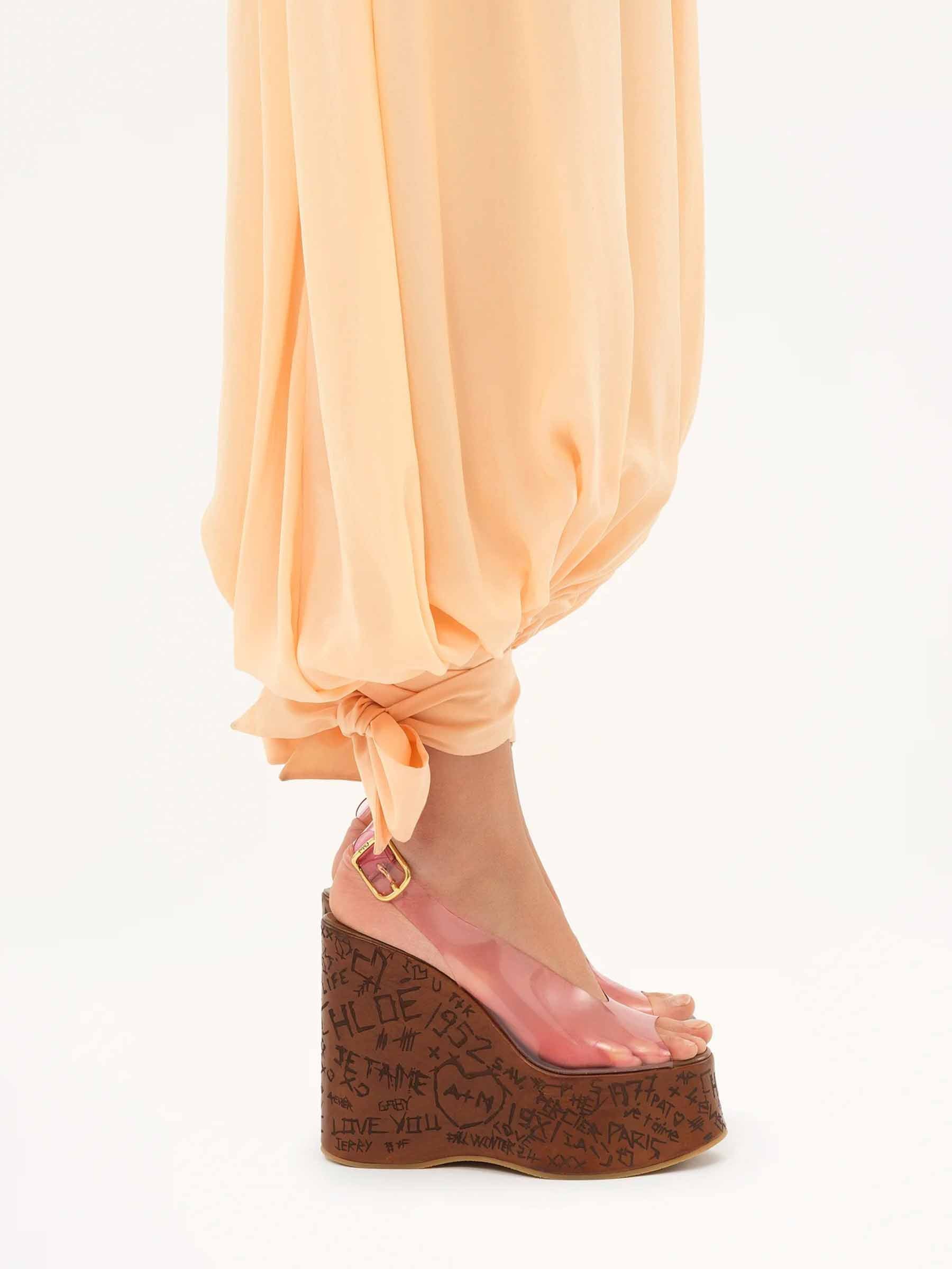 Оригінальна Maxime Wedge Sandals Chloe – вид ззаду