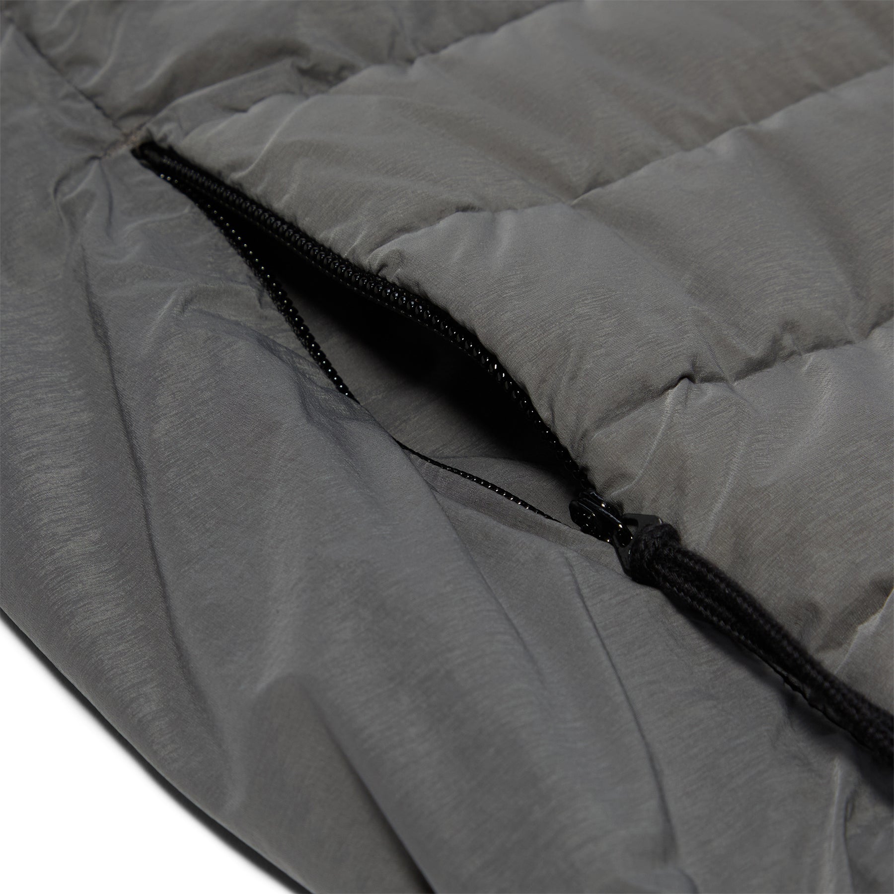 Оригінальна Seamless Tunnel Nylon Down Jacket Stone island – детальний вид