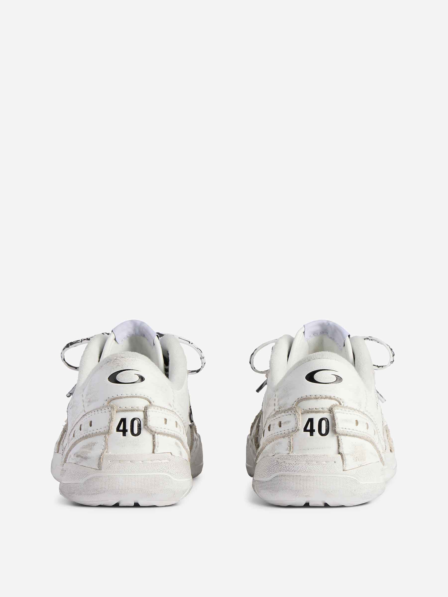 Hamptons Worn-Out Sneakers Balenciaga – Гарантія оригінальності – детальний вид