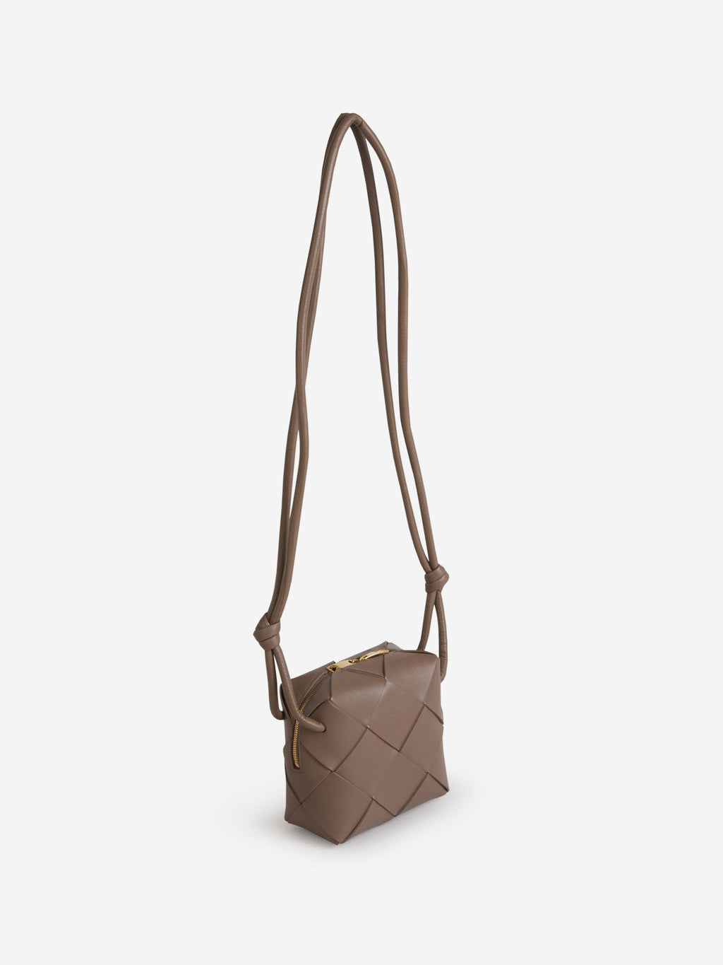 Оригінальна Mini Cassette Camera Bag Bottega veneta – вид ззаду