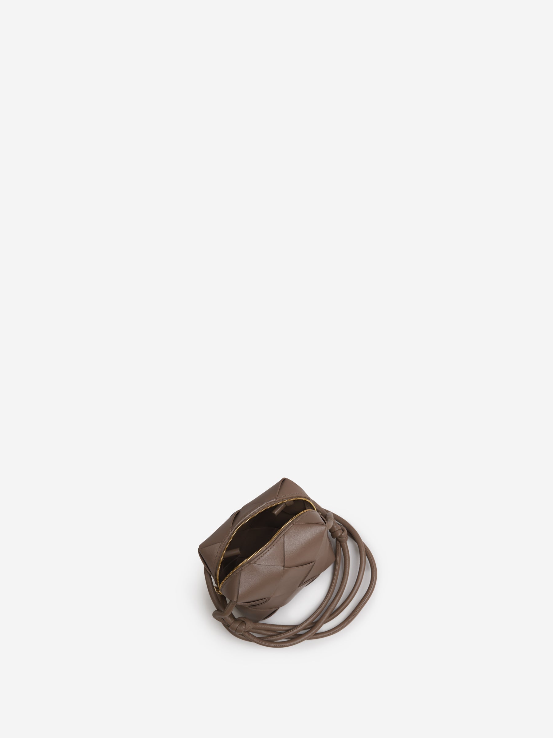 Оригінальна Mini Cassette Camera Bag Bottega veneta – збільшений вид