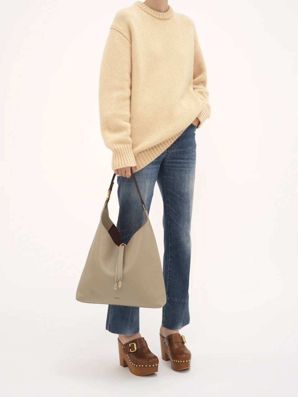 Оригінальна Leather Hobo Bag Chloe – боковий вид
