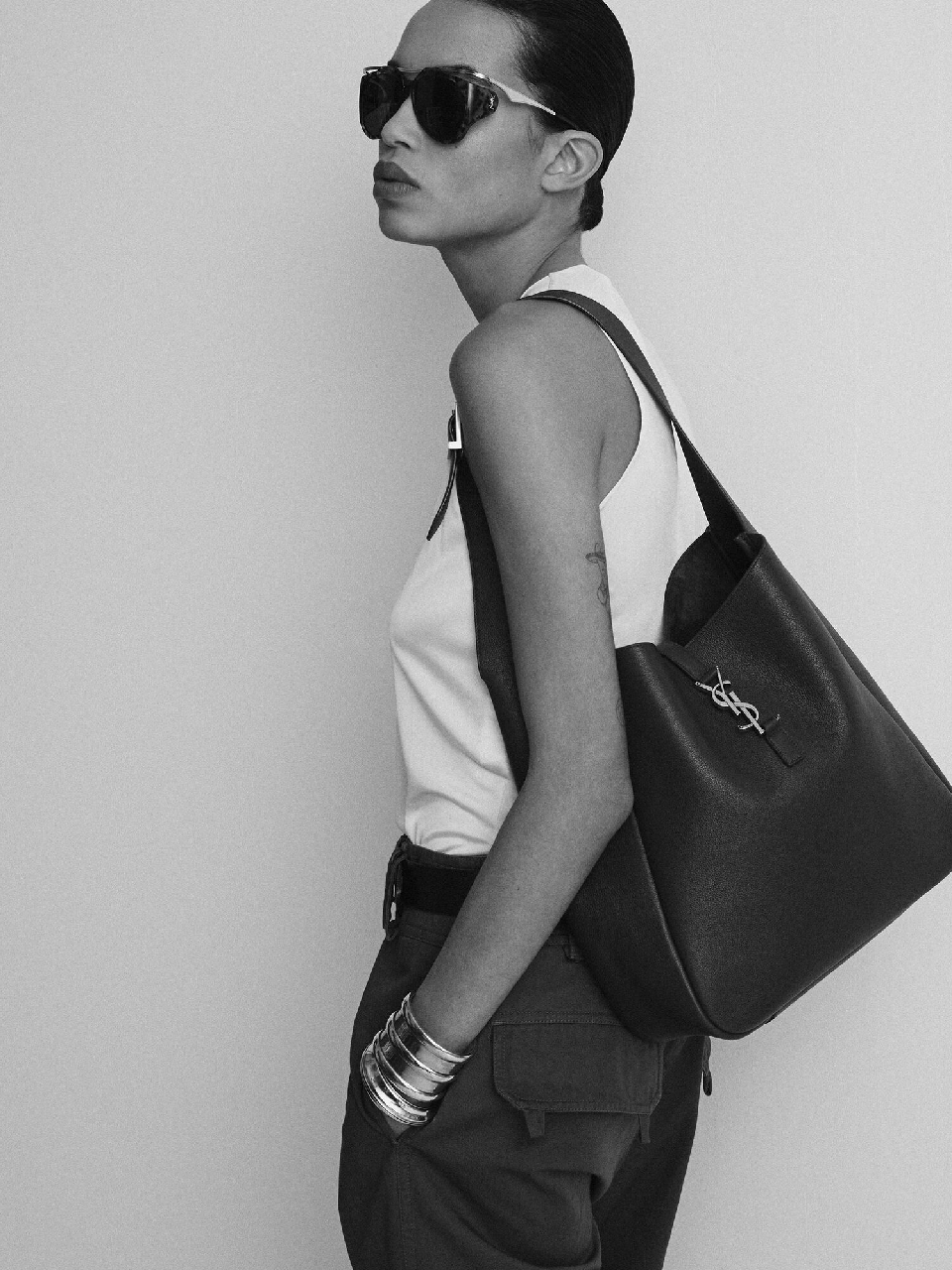 Shoulder Bag Le 5 À 7 Saint laurent оригінал – Купити в Україні – вид ззаду