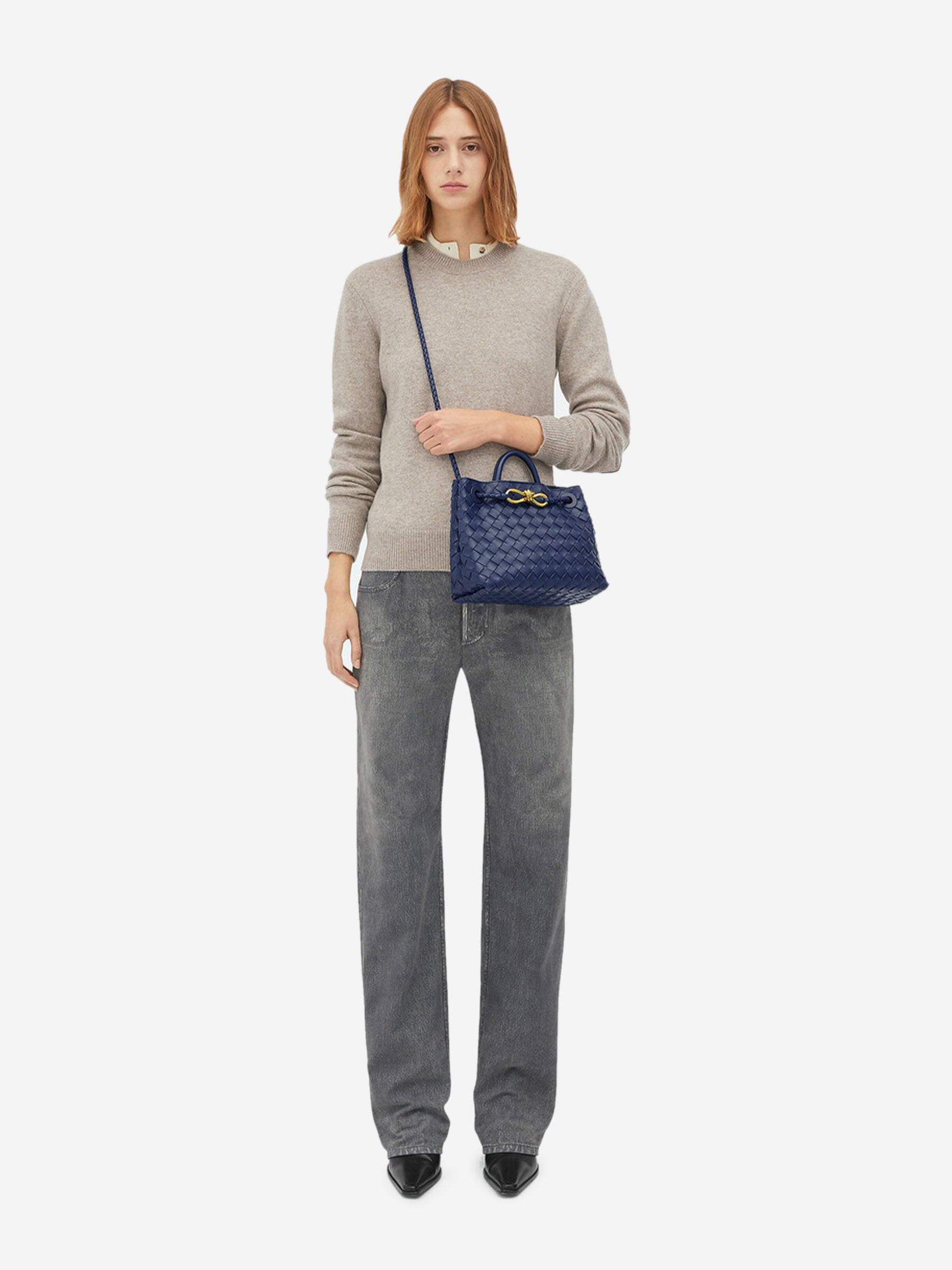 Andiamo S Shoulder Bag Bottega veneta оригінал – Купити в Україні – вид ззаду
