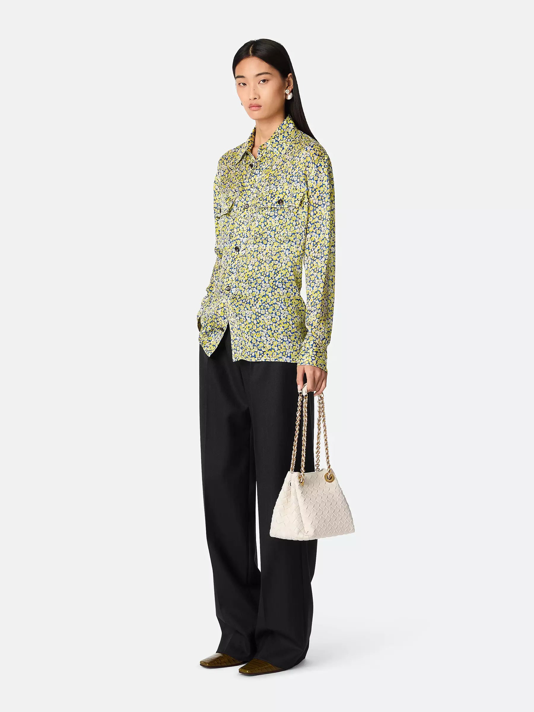 Parachute Shoulder Bag Bottega veneta оригінал – Купити в Україні – вид ззаду
