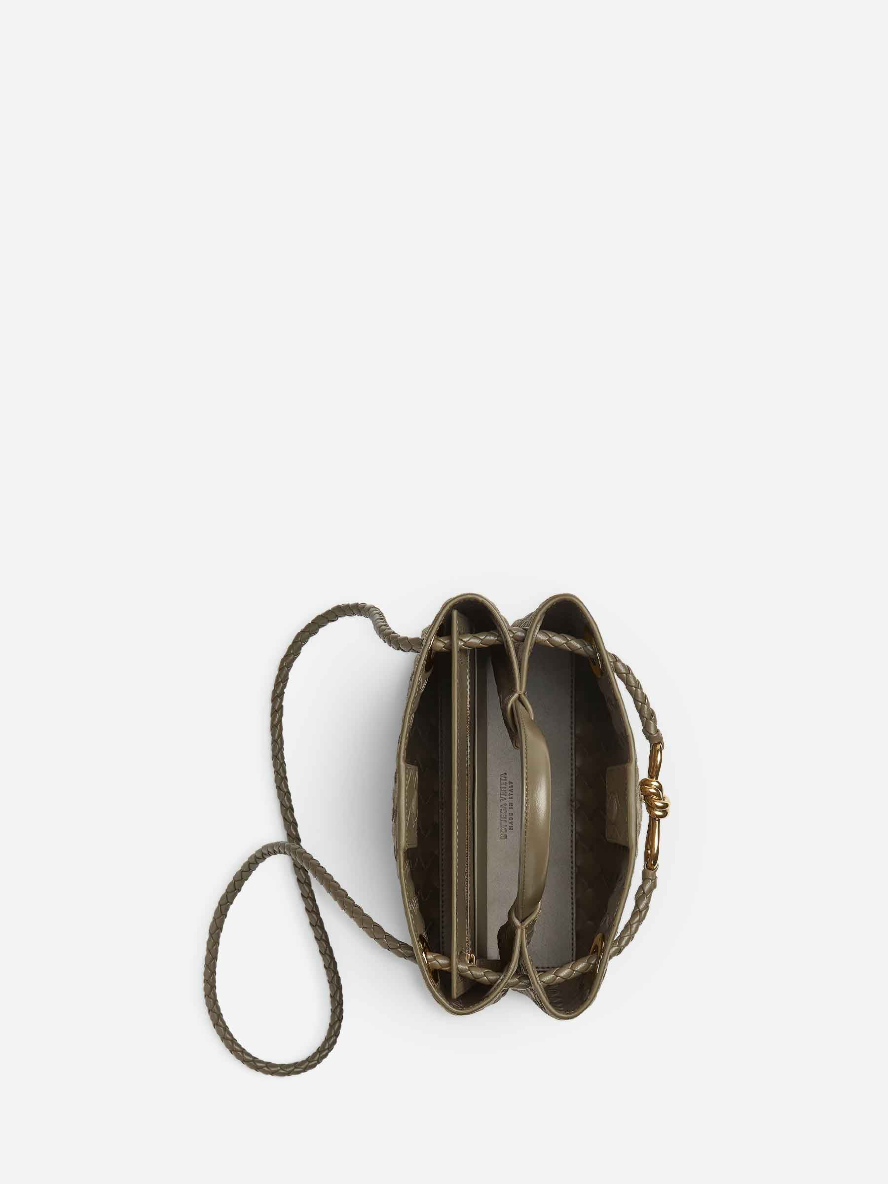 Small Andamio Handbag Bottega veneta – Гарантія оригінальності – детальний вид