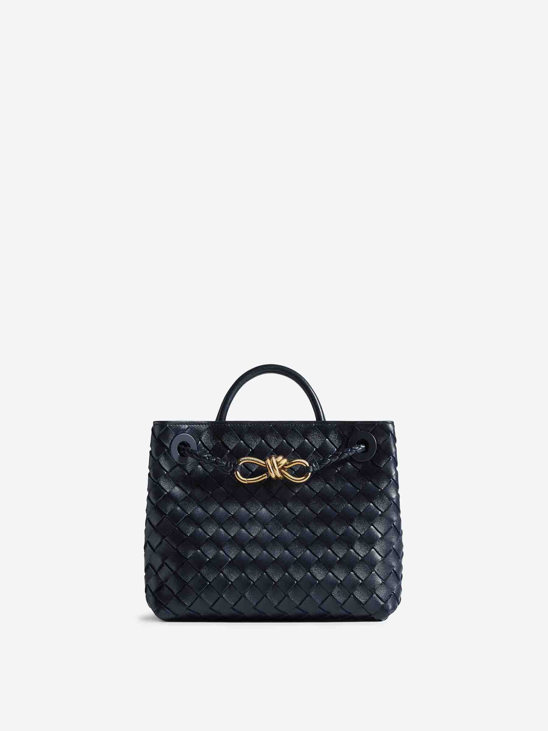 Small Andiamo Bag Bottega veneta – Гарантія оригінальності – боковий вид
