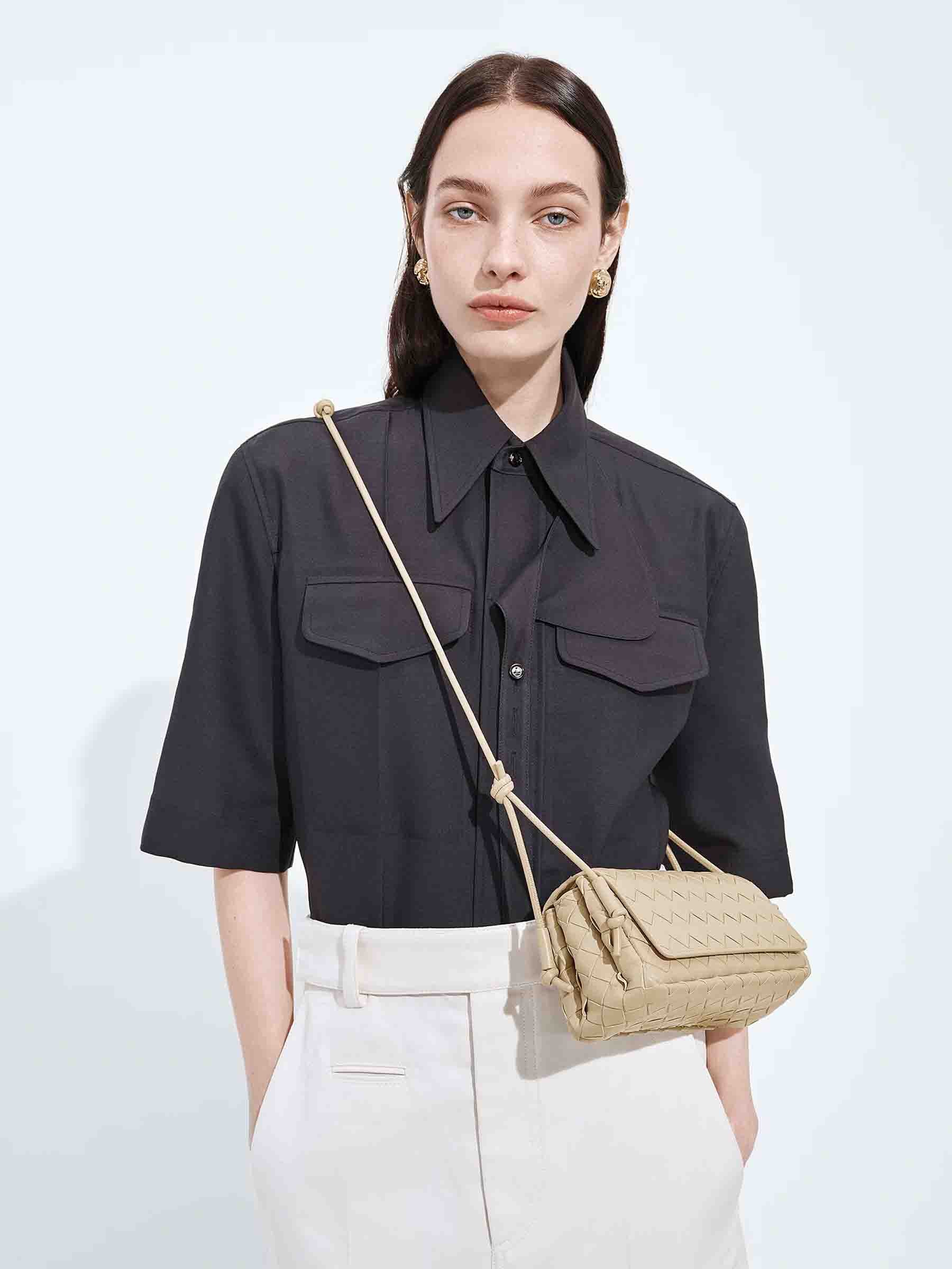 Оригінальна Notturno Bag Bottega veneta – вид ззаду