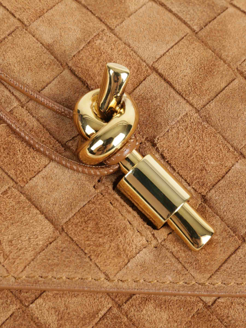 Оригінальна Andiamo Pouch Bag Bottega veneta – детальний вид