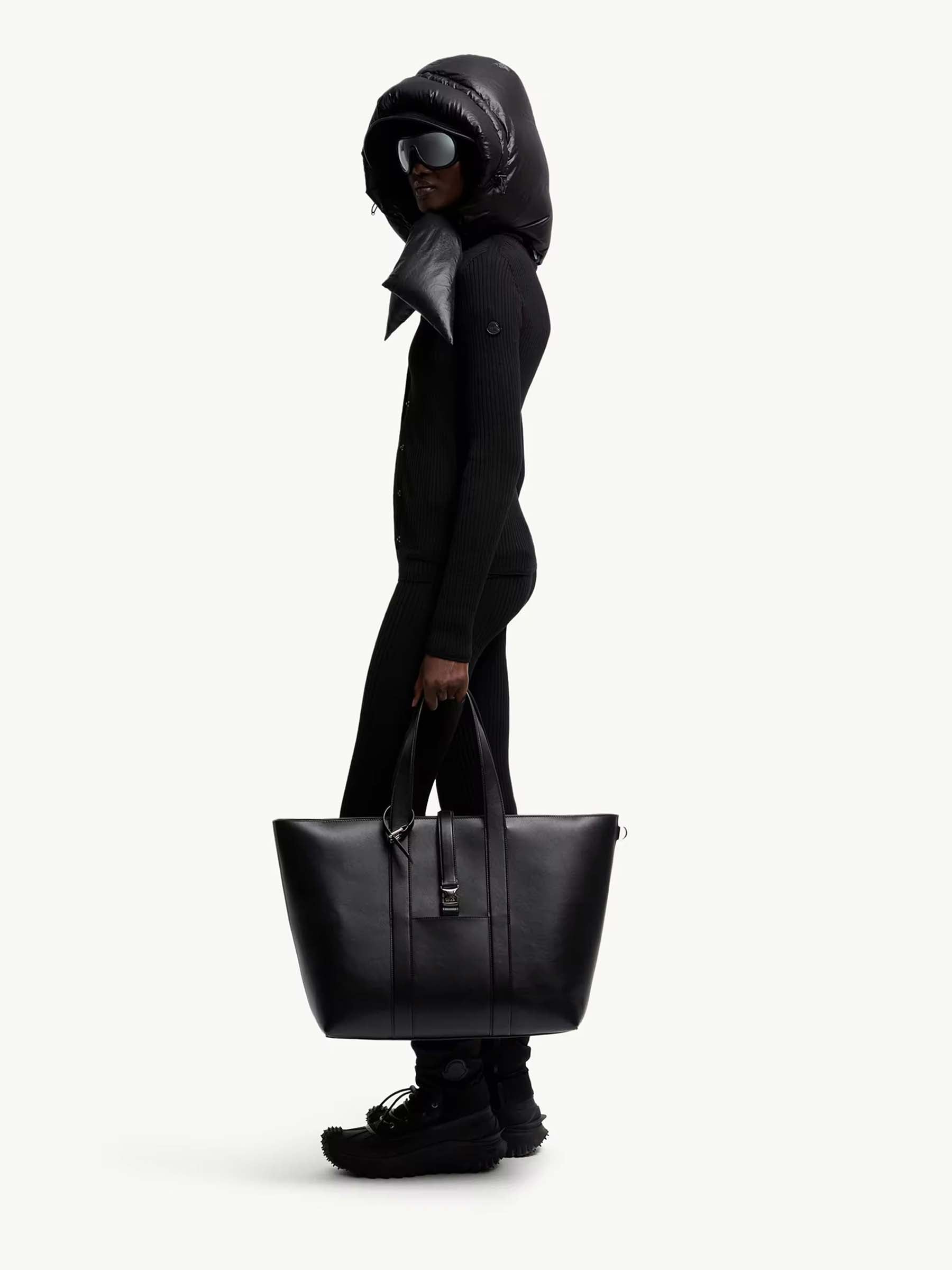 Оригінальна Leather Tote Bag Moncler – вид ззаду