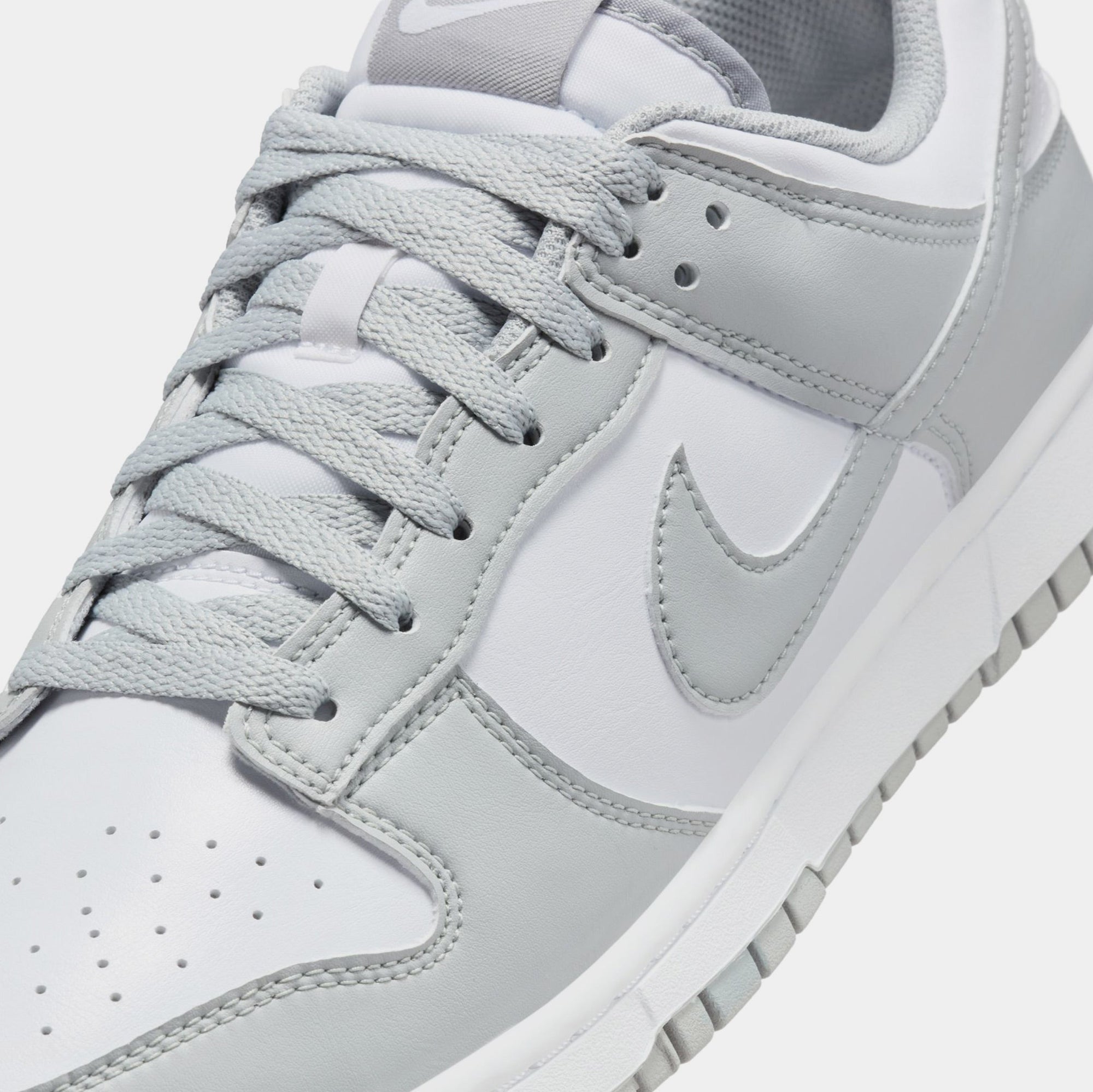 Оригінальна Dunk Low Mens Lifestyle Shoes Nike – вид ззаду