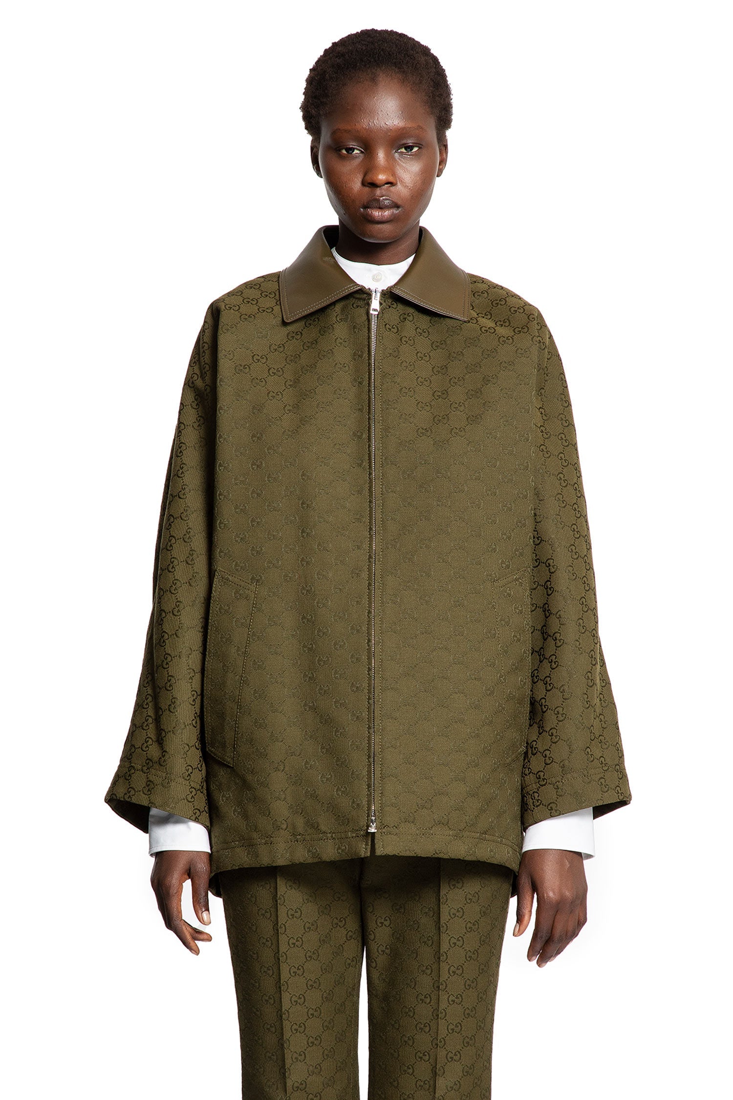 Gucci Outerwear оригінал | Швидка доставка Україна – вид ззаду