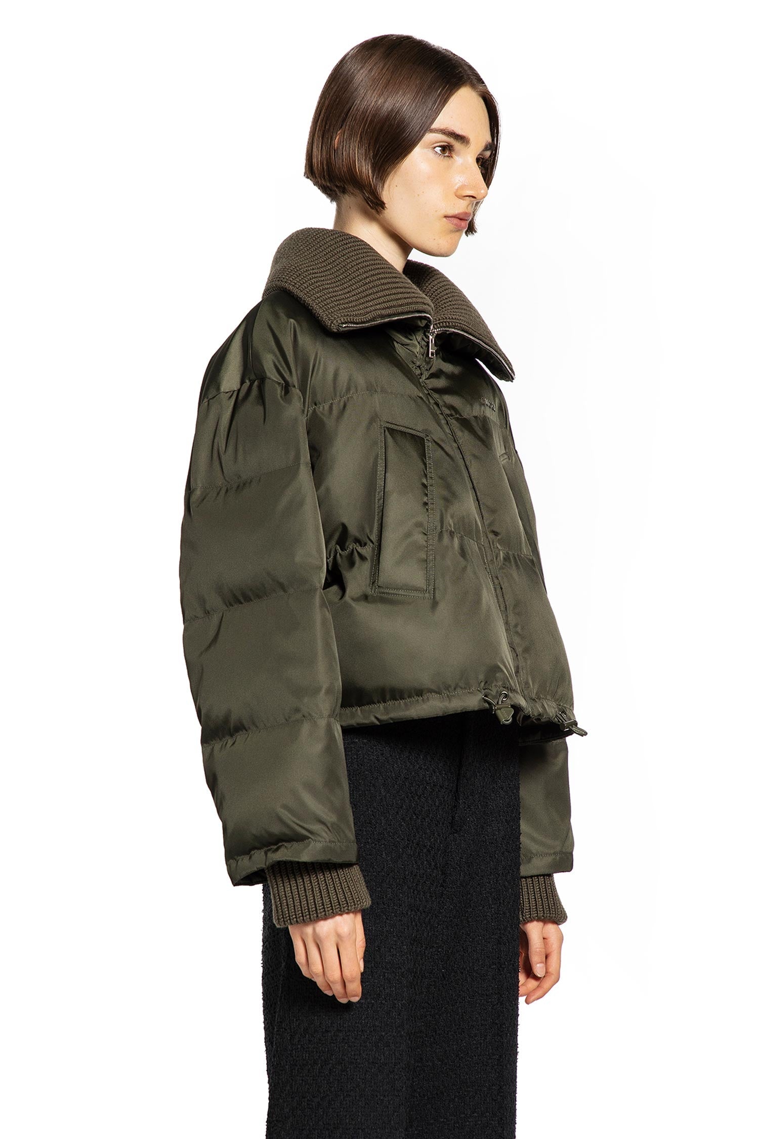 Fine Nylon Gabardine Puffer Jacket Gucci – Гарантія оригінальності – детальний вид