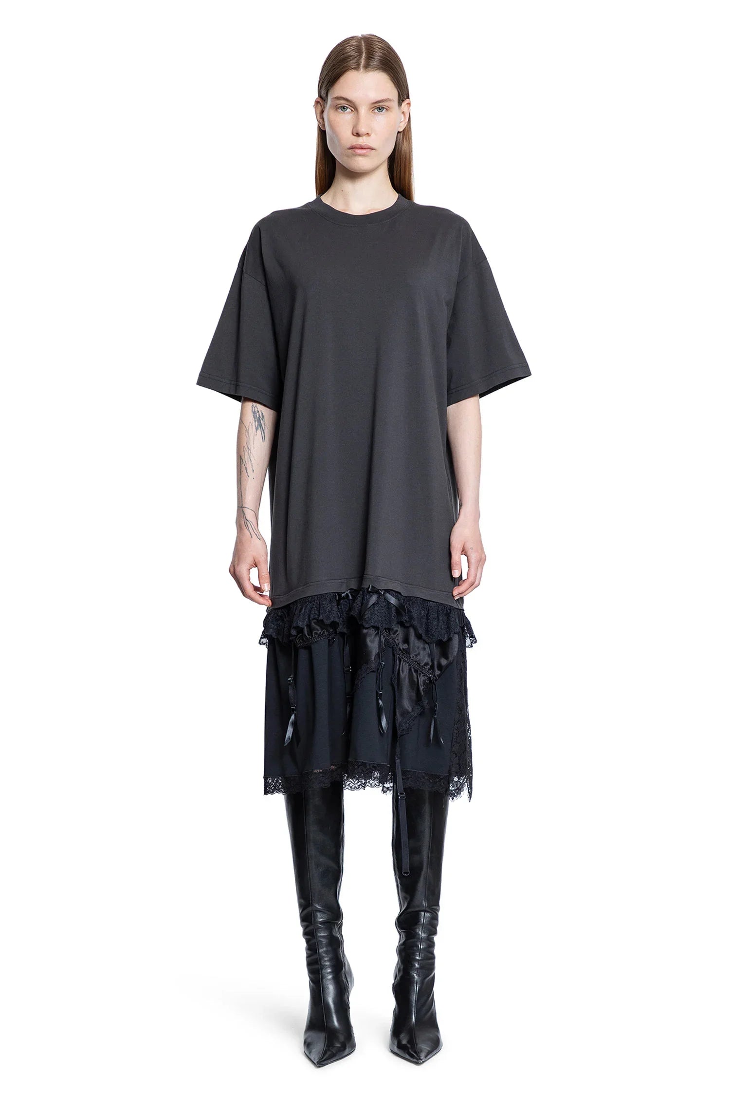 Lingerie T-Shirt Dress In Silk Satin Balenciaga – Гарантія оригінальності – вид ззаду