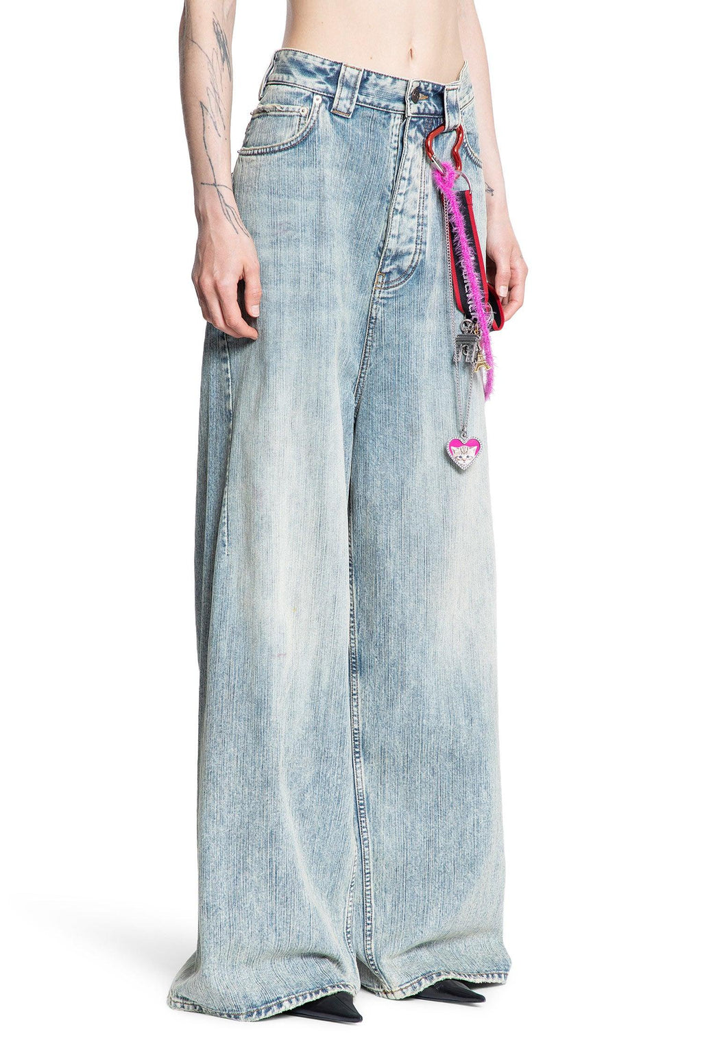 Оригінальна Charms Baggy Pants In Cotton Denim Balenciaga – детальний вид