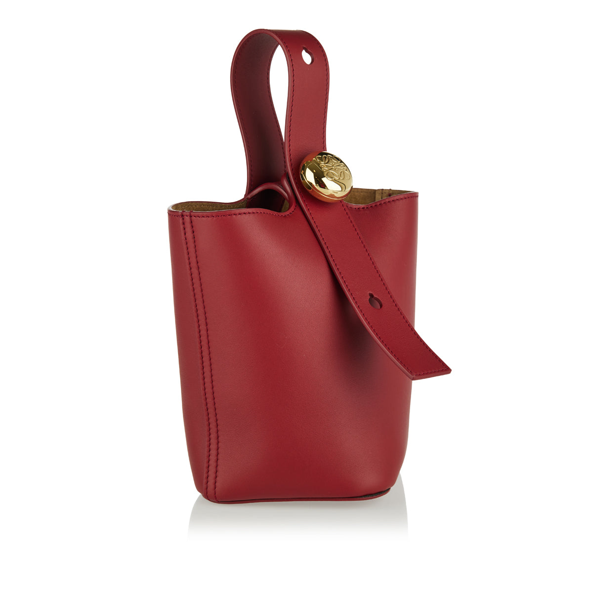 Оригінальна Mini Pebble Leather Bucket Bag Loewe – вид ззаду