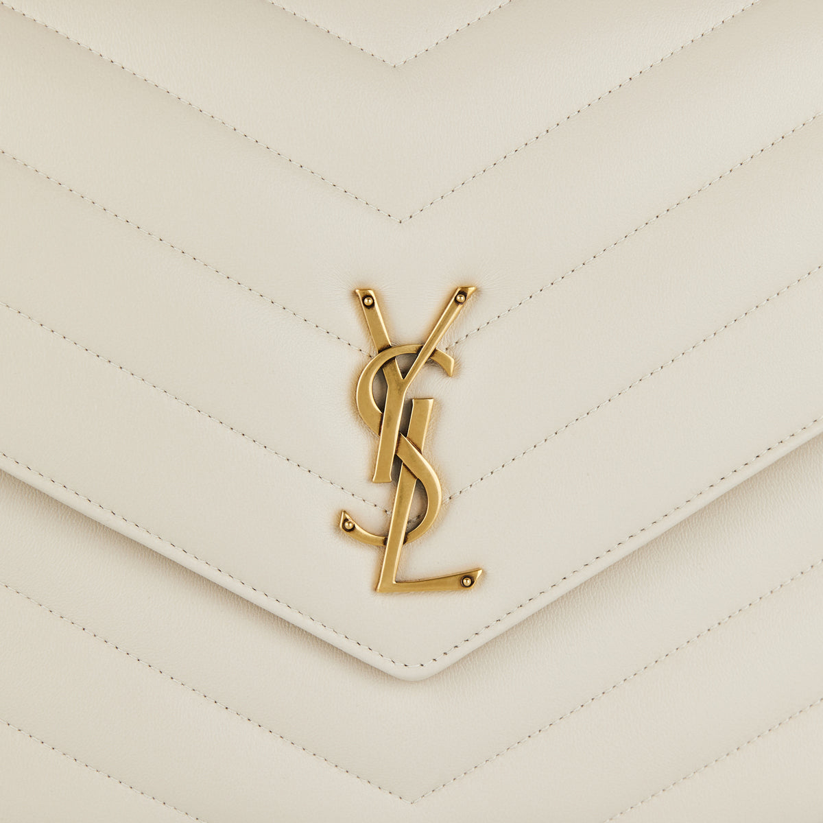 Оригінальна Loulou Large Matelassé Leather Shoulder Bag Saint laurent – збільшений вид