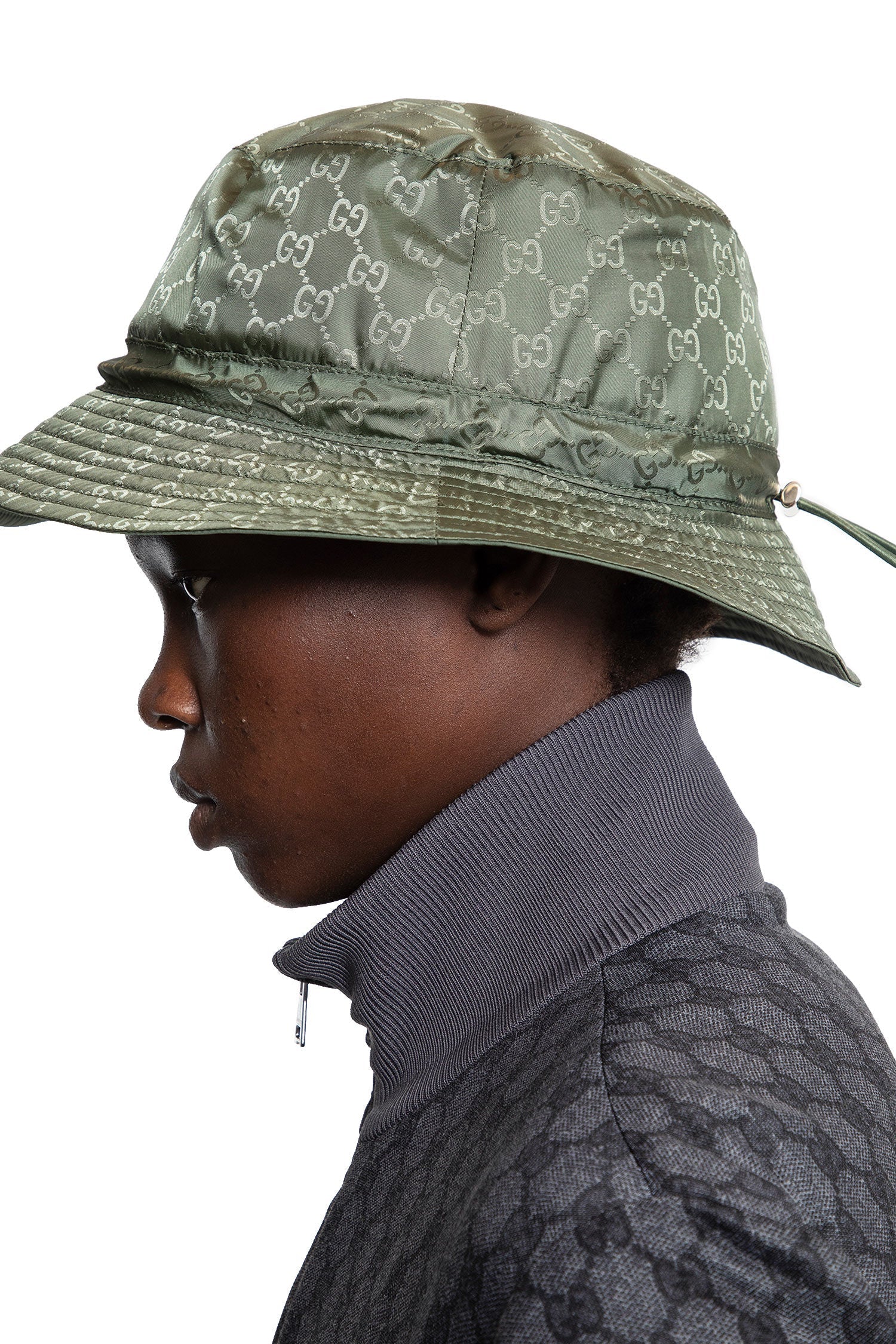 Reversible Gg Nylon Bucket Hat Gucci – Гарантія оригінальності – вид 6