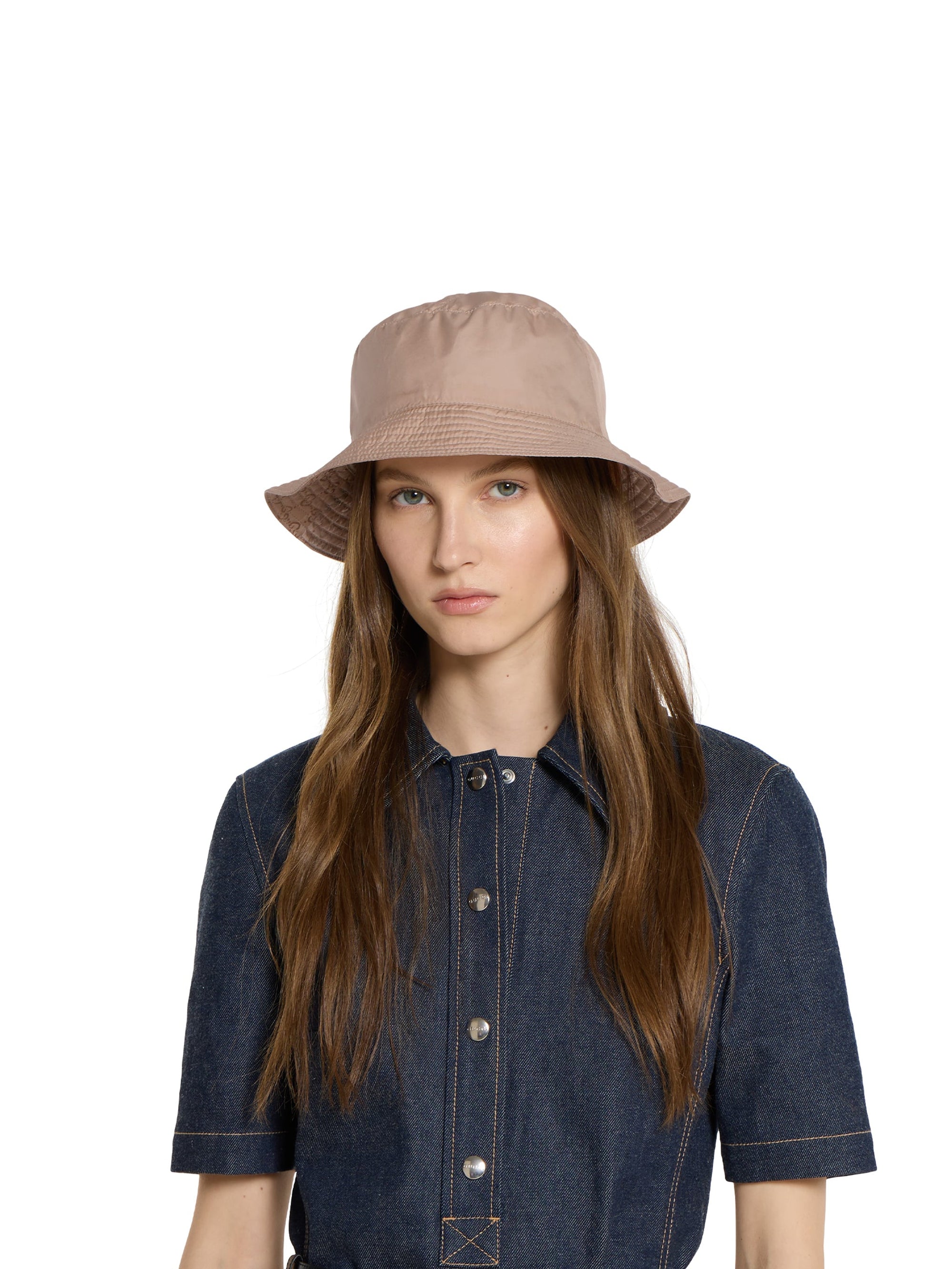 Reversible GG nylon bucket hat GUCCI оригінал – Купити в Україні – вид ззаду