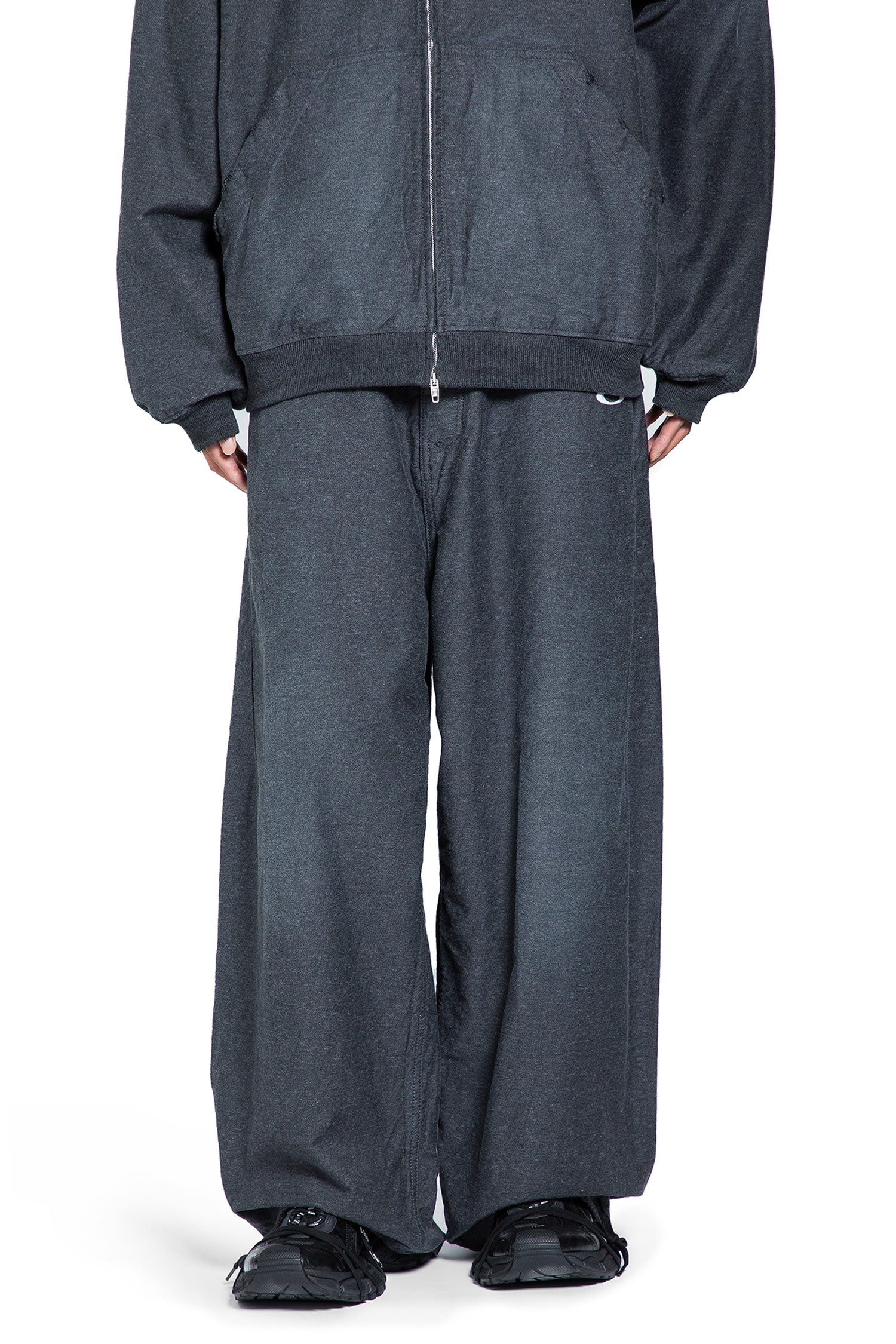 Trompe Loeil Sweatpants Balenciaga – Гарантія оригінальності – боковий вид